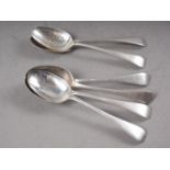 A set of six Old English pattern dessert spoons, 9.3oz troy approx