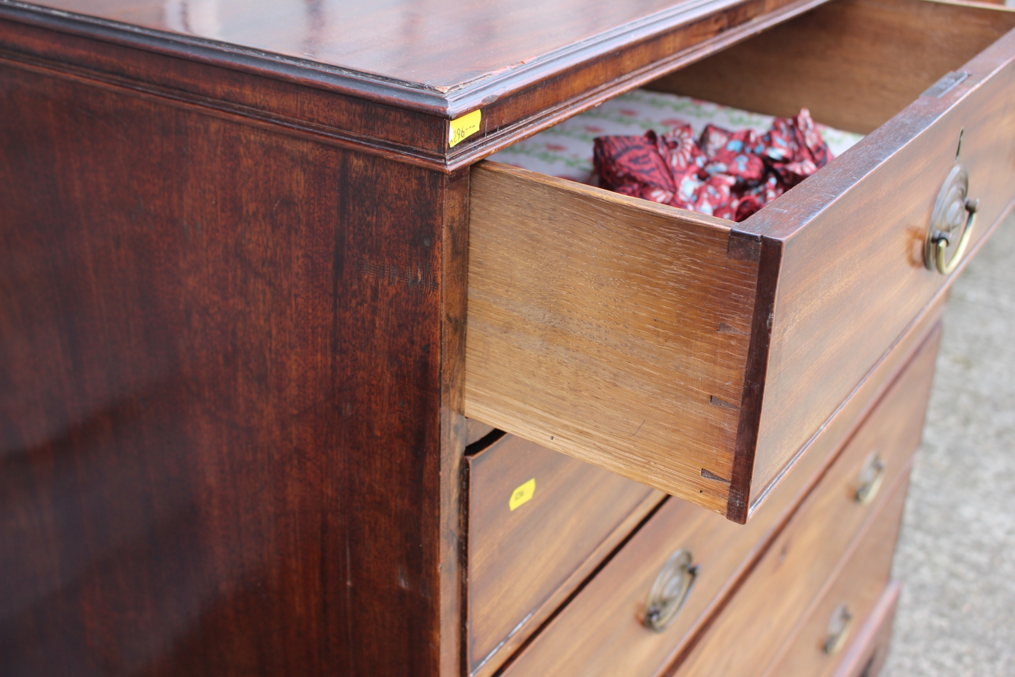 A late Georgian mahogany chest of two short and four long graduated drawers with stamped brass - Image 2 of 5