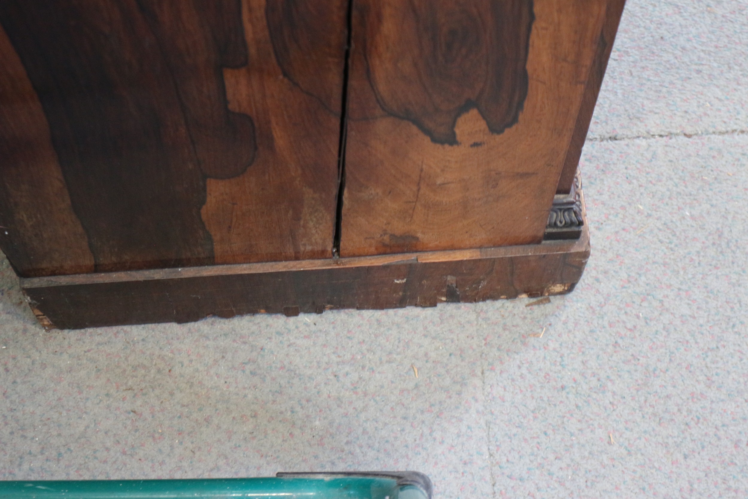 A Regency rosewood chiffonier, fitted frieze drawer over two brass lattice panel doors, on block - Image 14 of 18