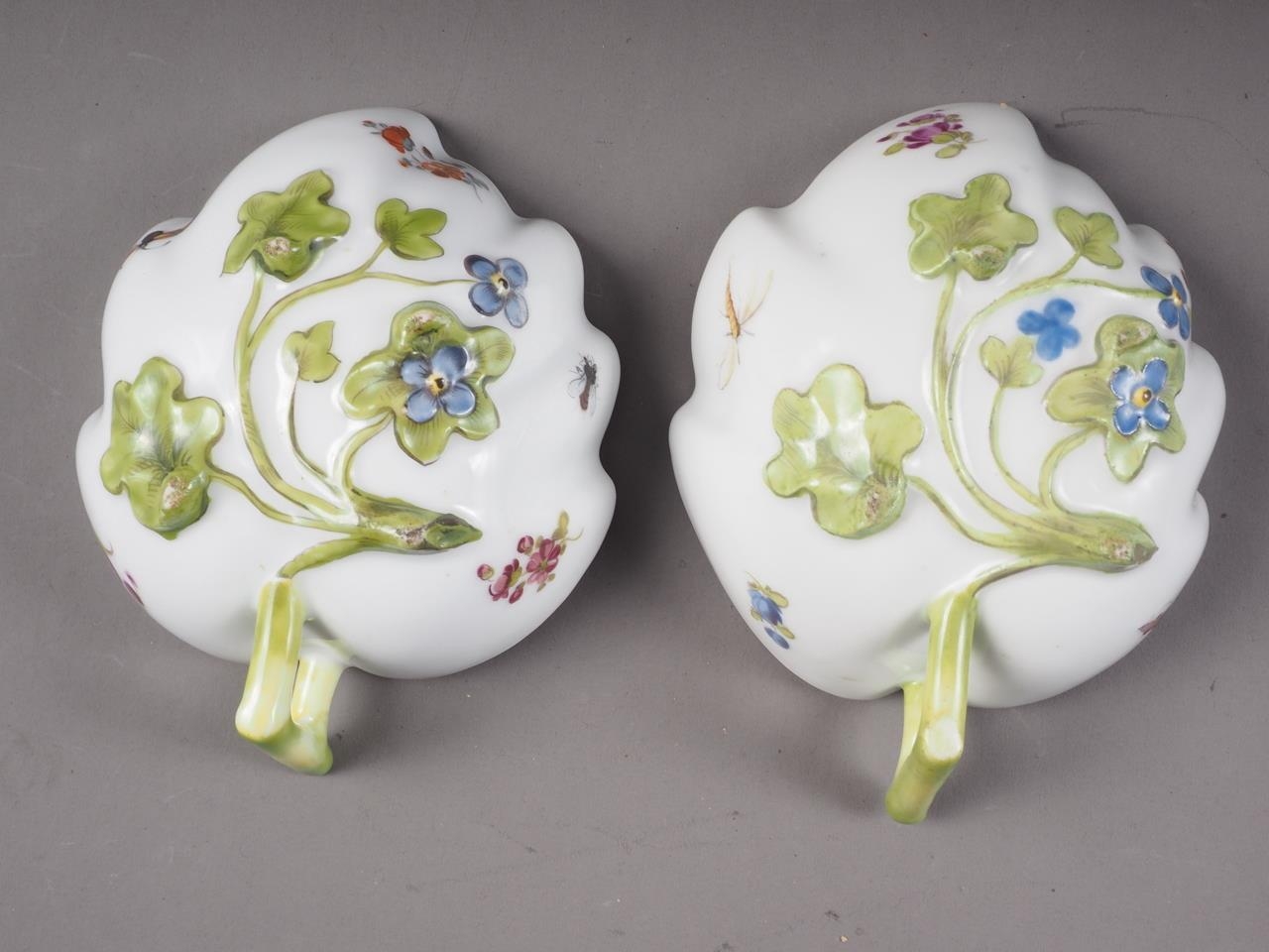 A pair of Dresden porcelain floral decorated leaf shape cups, 4 3/4" wide - Image 6 of 6