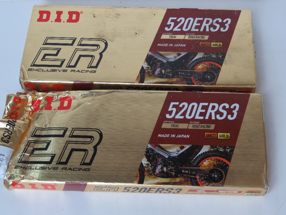 Two boxed DID ER Exclusive Racing 520ERS3 motorbike chains, one box a/f.