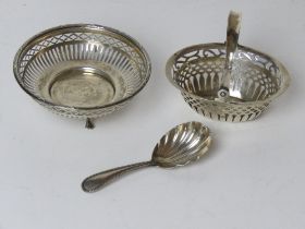 A HM silver caddy spoon having clam shell design bowl,
