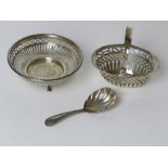 A HM silver caddy spoon having clam shell design bowl,