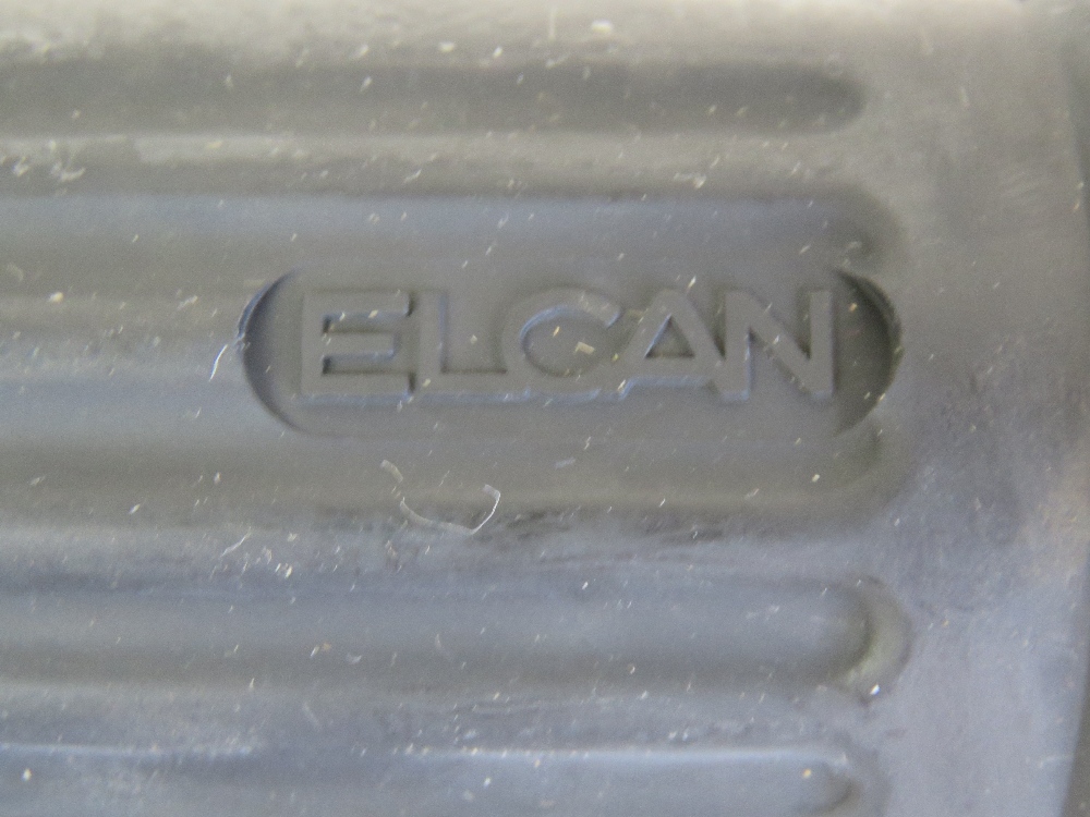 An ELCAN 4x reticle scope with Picatinny - Image 2 of 2