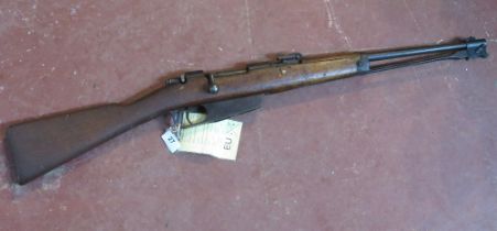 A deactivated Carcano M91/38 6.5mm carbi