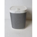 A Sonos Play 11 speaker. Cables deficien