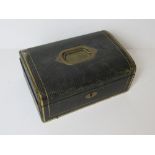 A delightful vintage green leather covered jewellery box having gilt decoration,