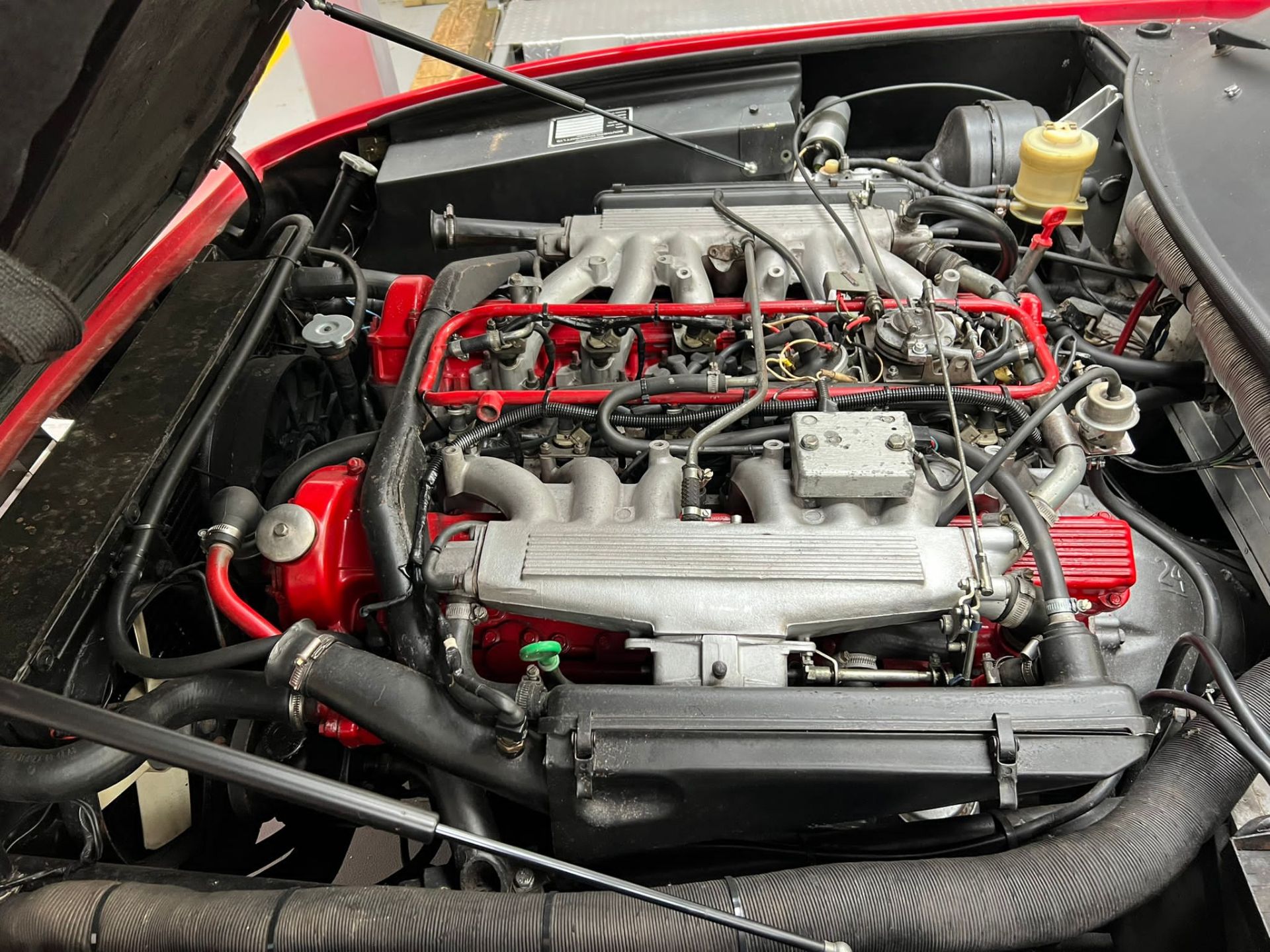 Southern Roadcraft 5.3L Daytona V12 Spyder - Ferrari Recreation - Image 15 of 26