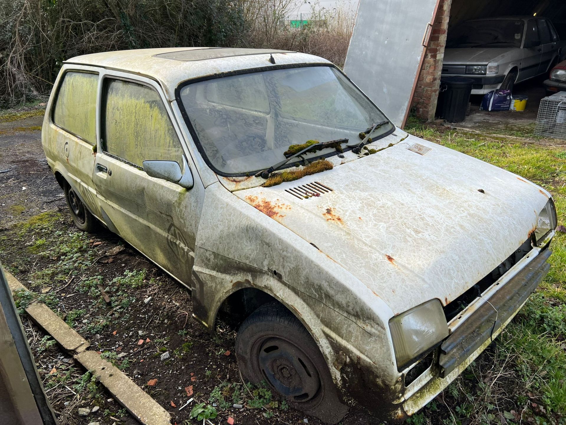 A Rover Metro Turbo Barn find with engine & V5 plus two Rover Metro donor shells. - Image 2 of 29