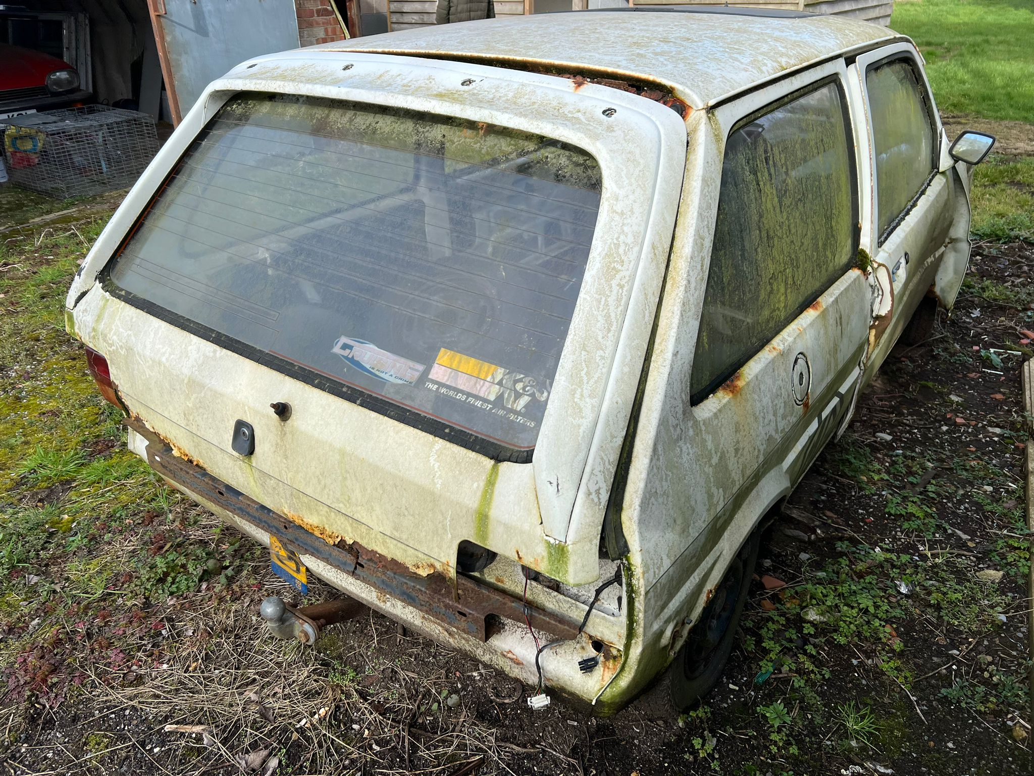 A Rover Metro Turbo Barn find with engine & V5 plus two Rover Metro donor shells. - Image 3 of 29