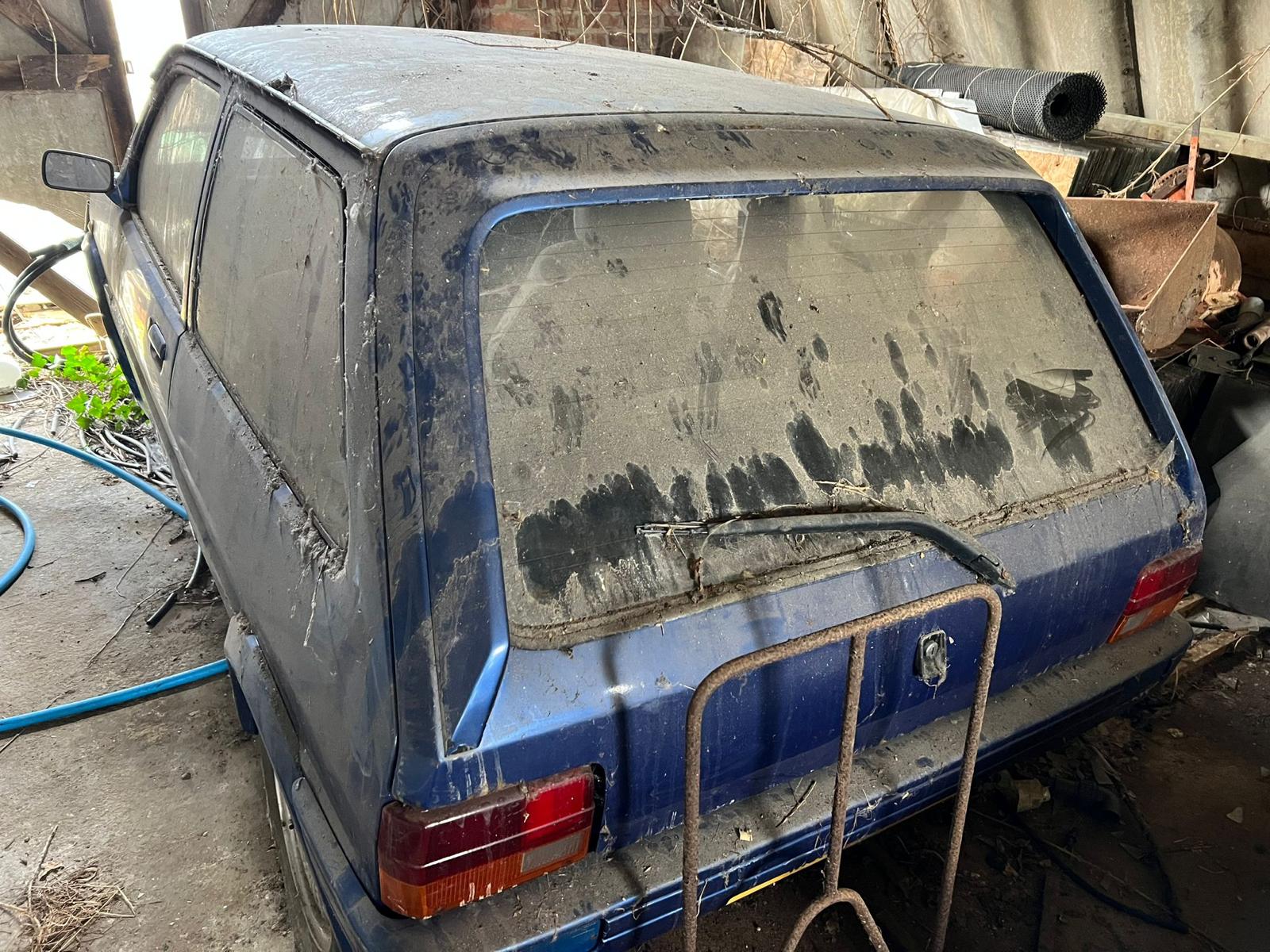 A Rover Metro Turbo Barn find with engine & V5 plus two Rover Metro donor shells. - Image 26 of 29