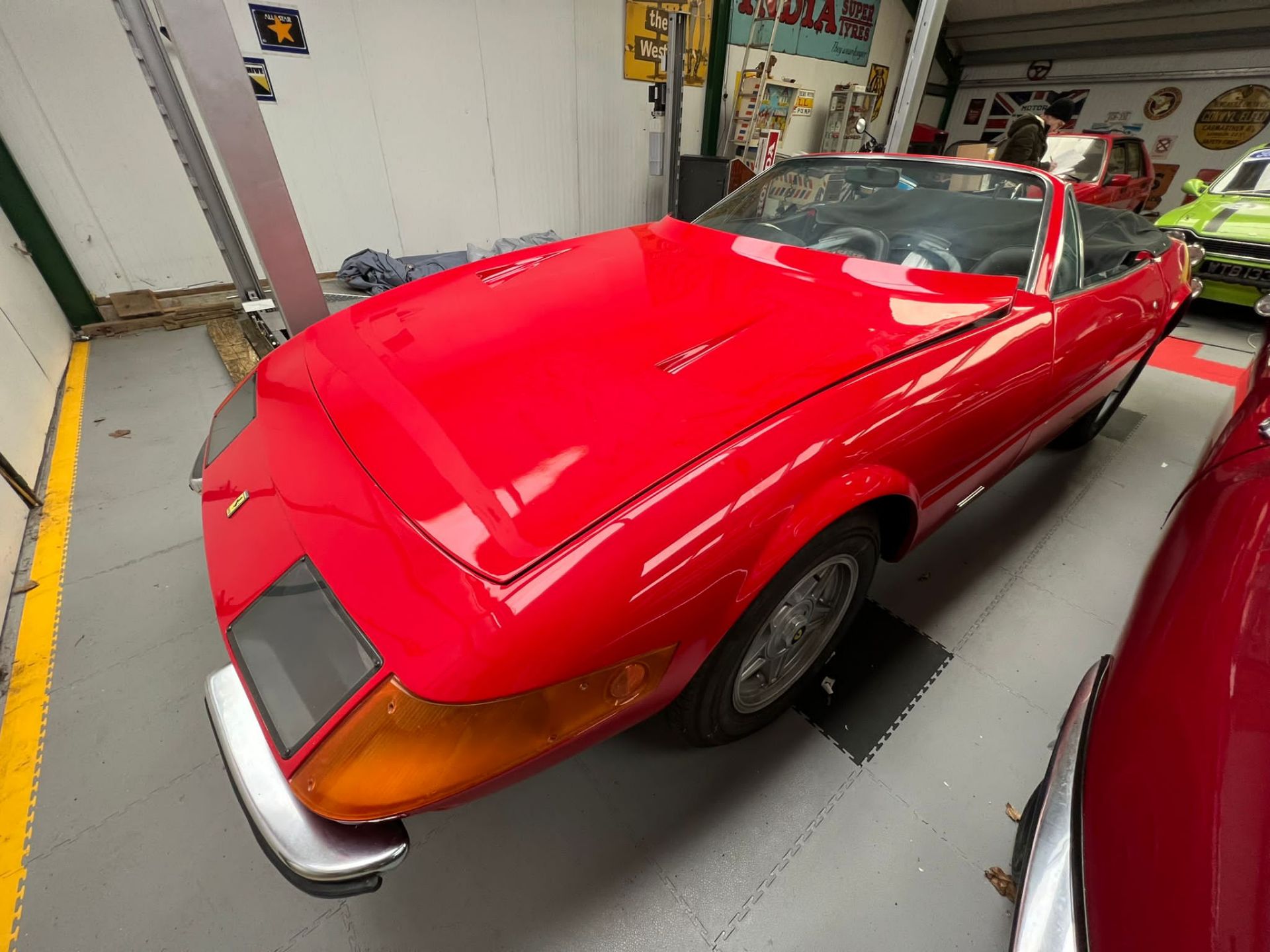 Southern Roadcraft 5.3L Daytona V12 Spyder - Ferrari Recreation - Image 21 of 26