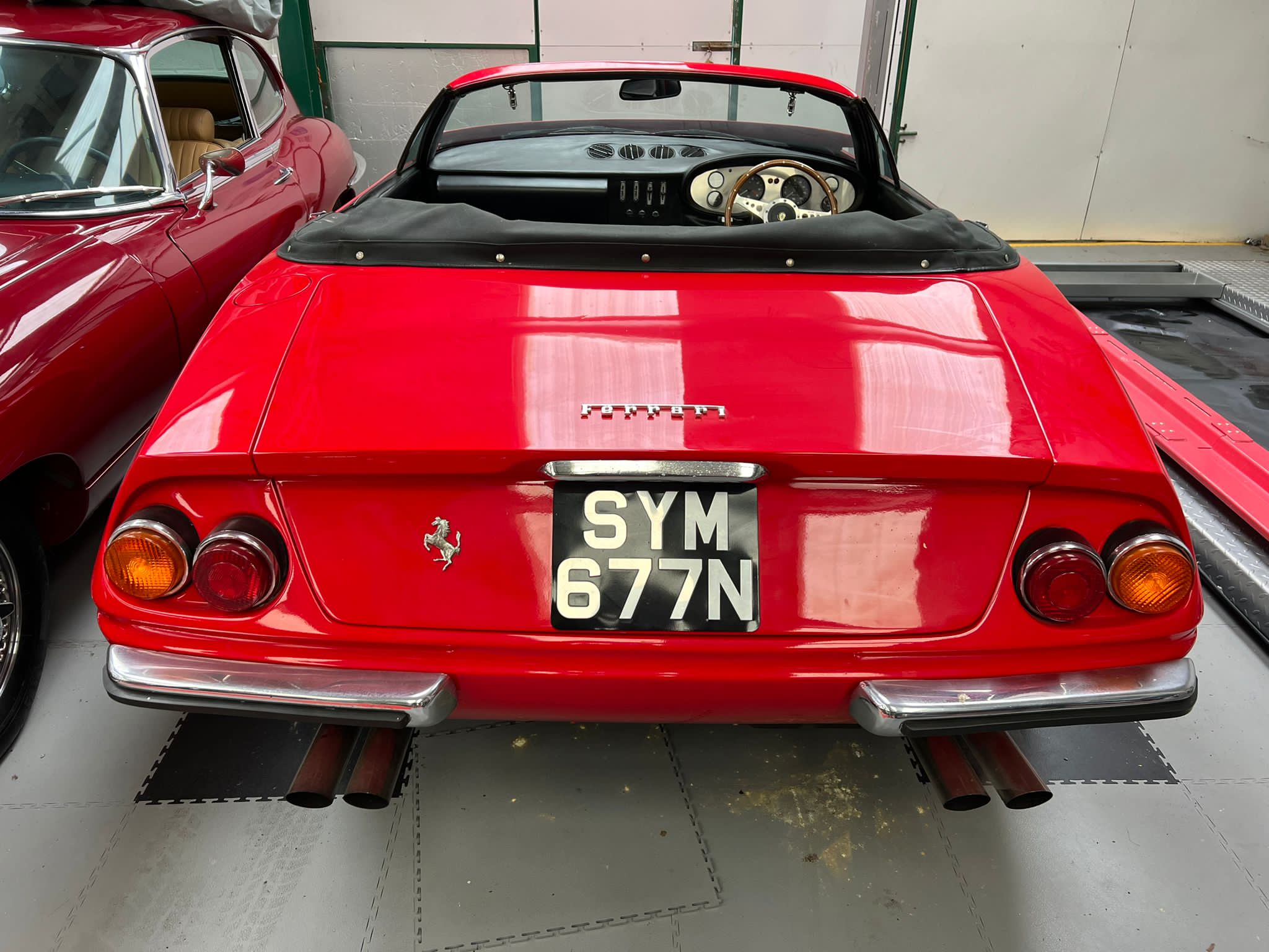 Southern Roadcraft 5.3L Daytona V12 Spyder - Ferrari Recreation - Image 25 of 26