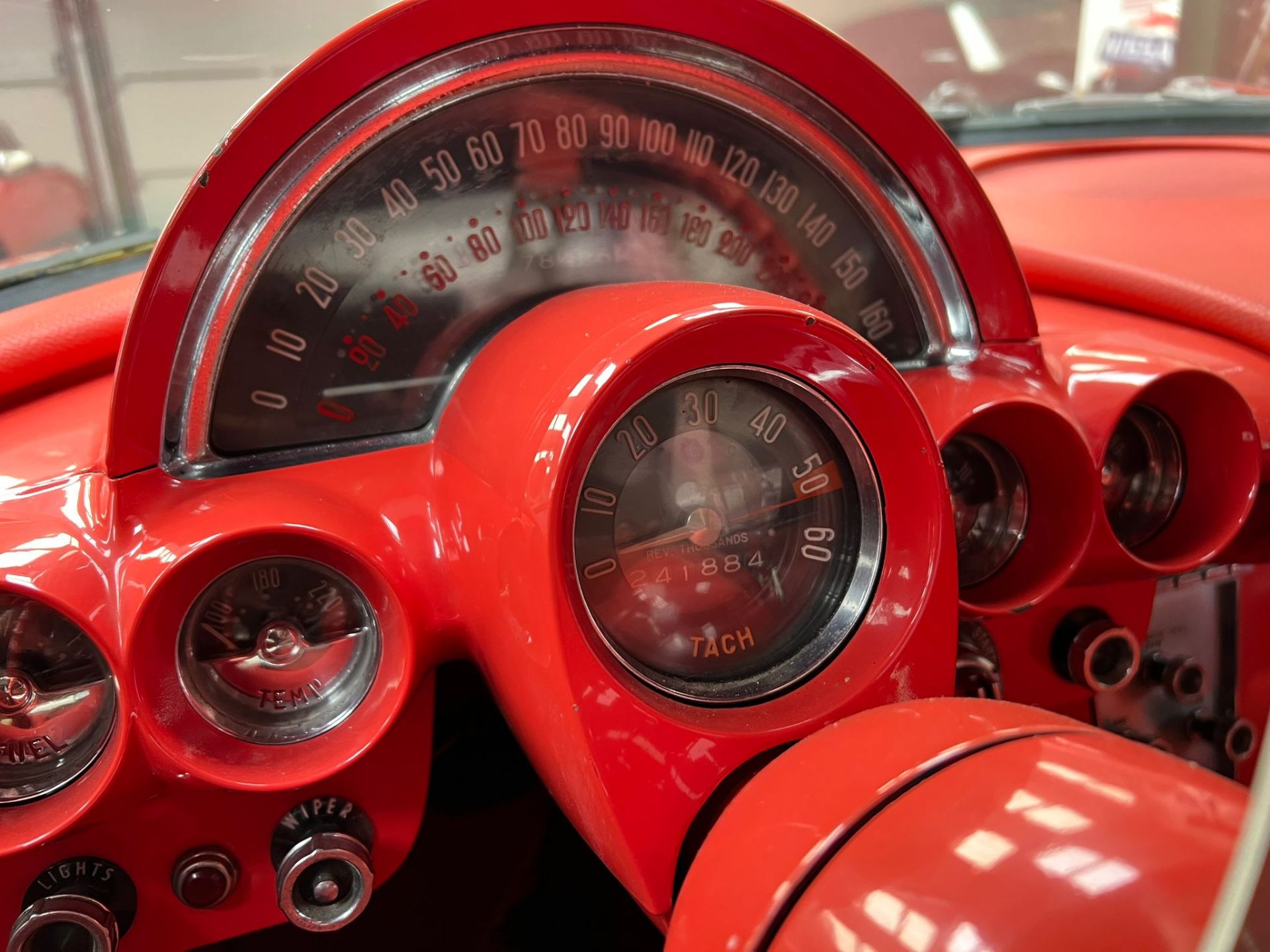 Chevrolet Corvette 1958 - Image 17 of 19