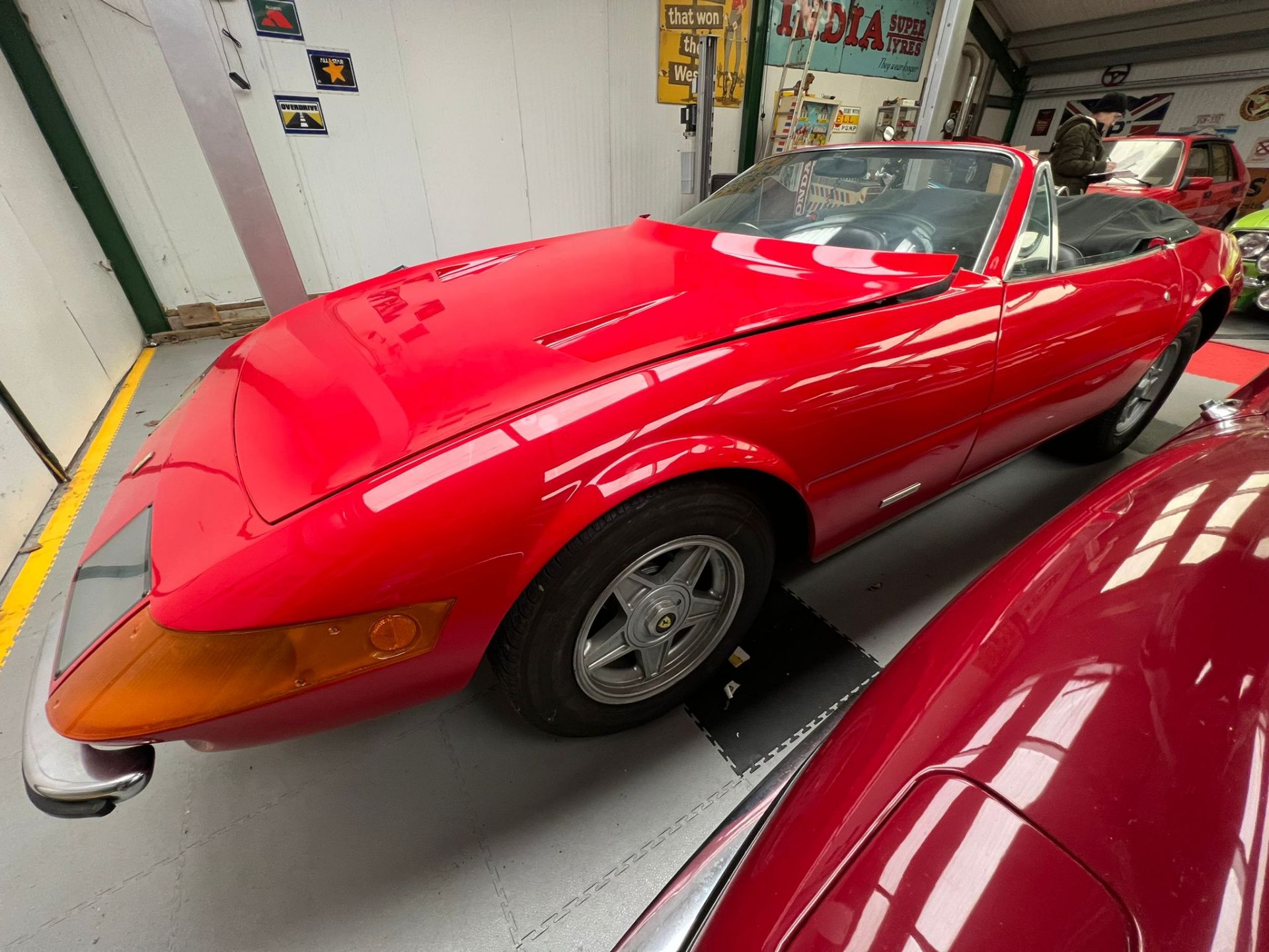 Southern Roadcraft 5.3L Daytona V12 Spyder - Ferrari Recreation - Image 23 of 26