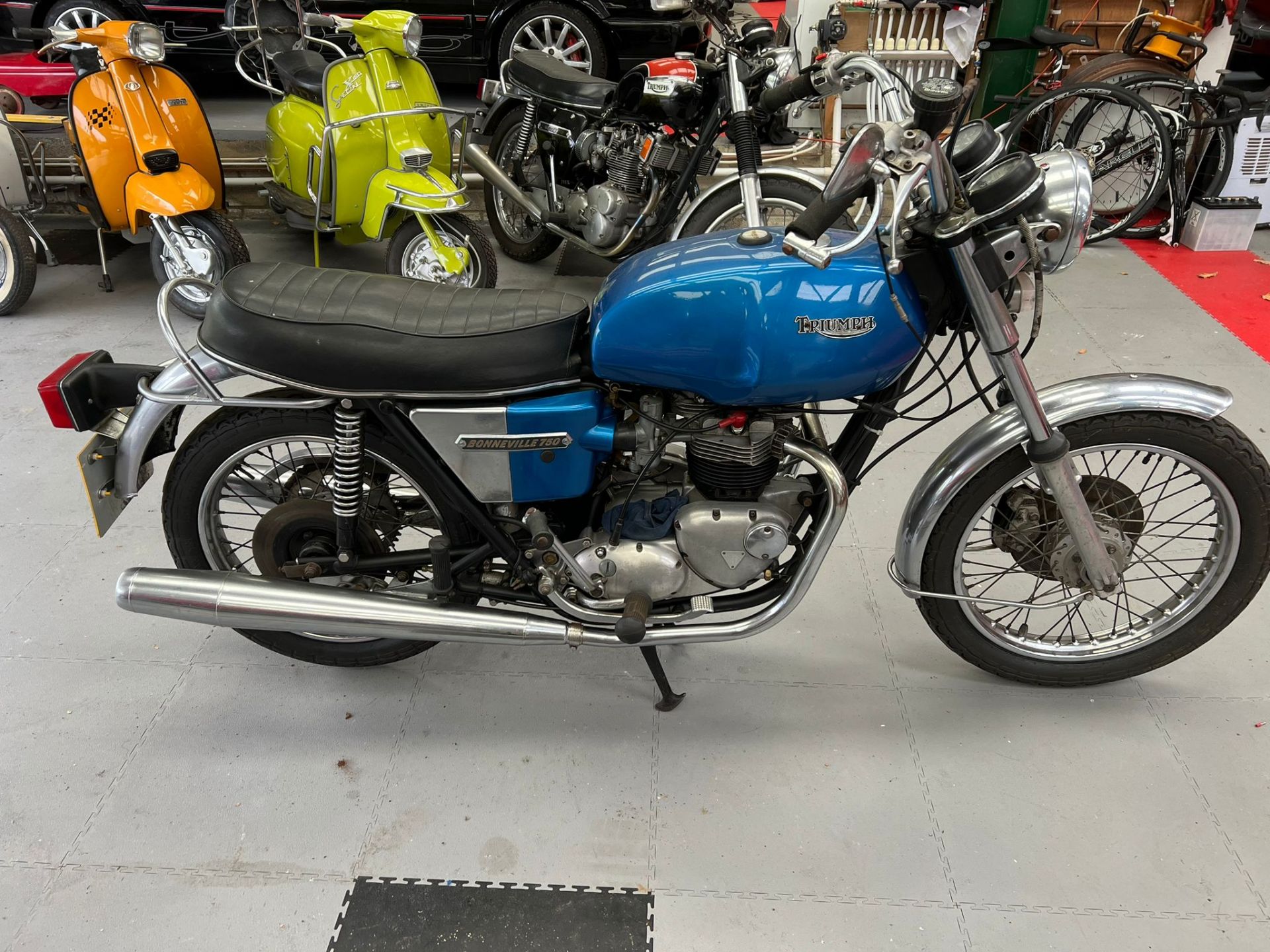 Triumph Bonneville T14V 750