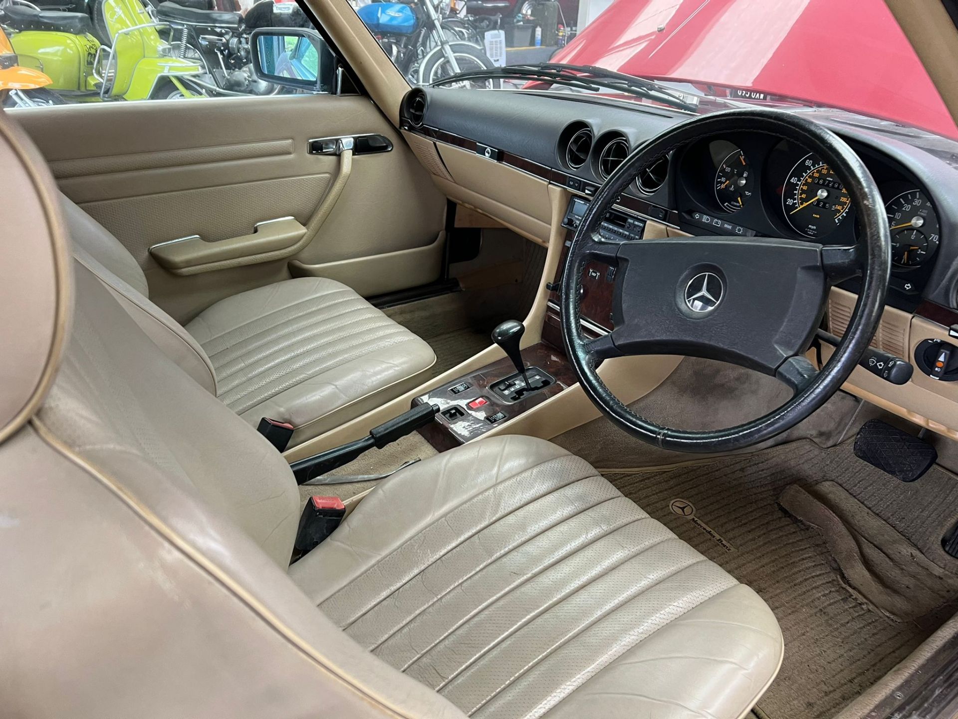 Mercedes Benz 420SL 1988 - Image 3 of 16