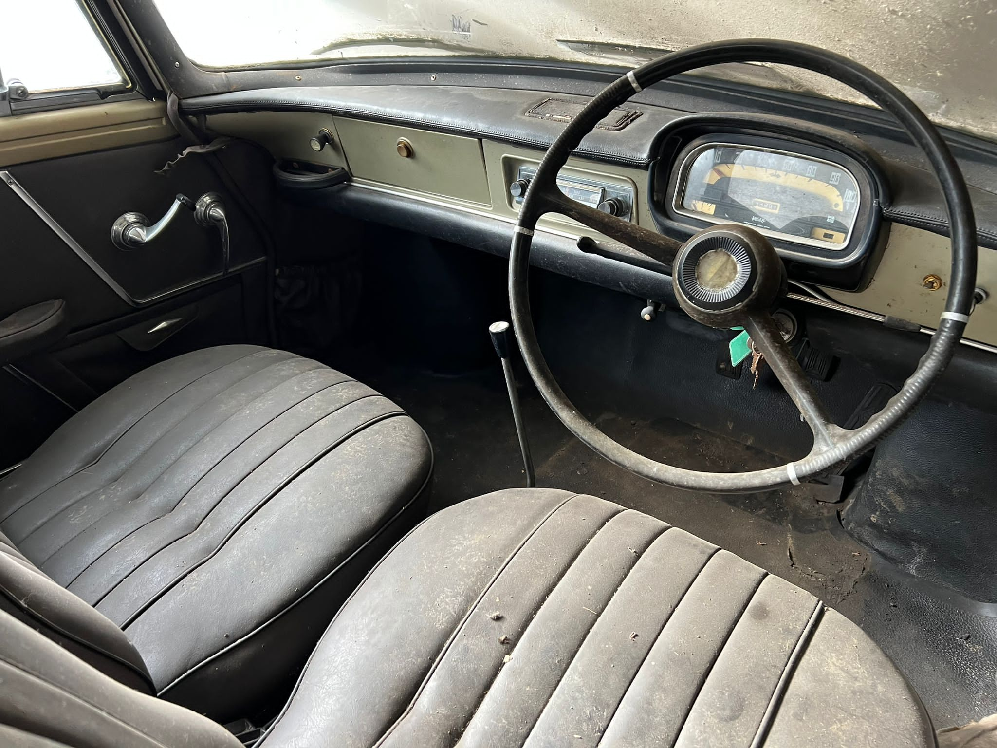 Renault Caravelle 1963 Barn Find - Image 10 of 14