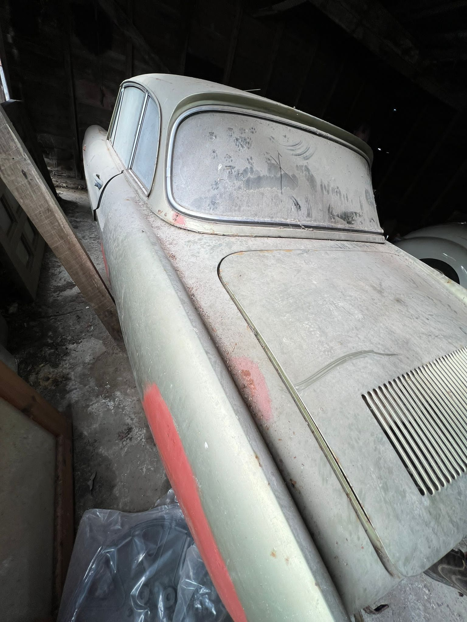 Renault Caravelle 1963 Barn Find - Image 11 of 14