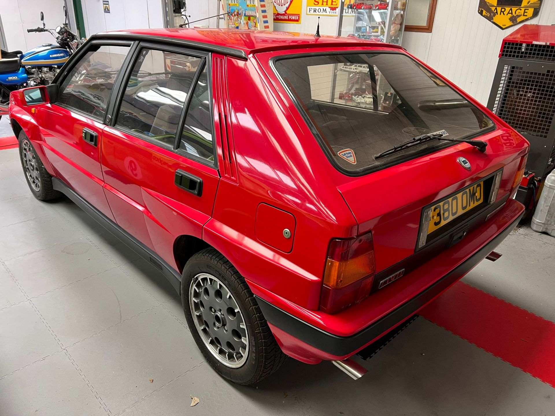 Lancia Delta HF Integriale - Image 17 of 23