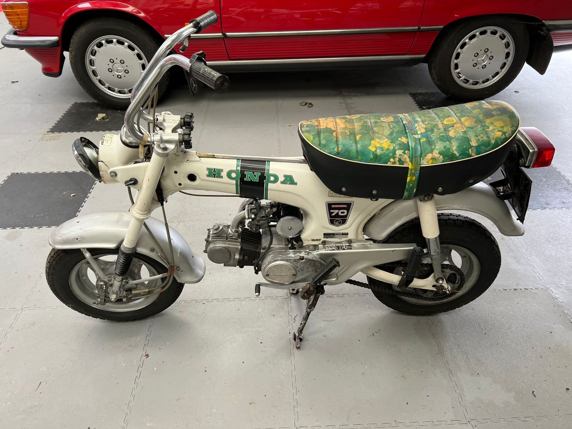 Honda 70 Dax Ladybike - Image 11 of 11