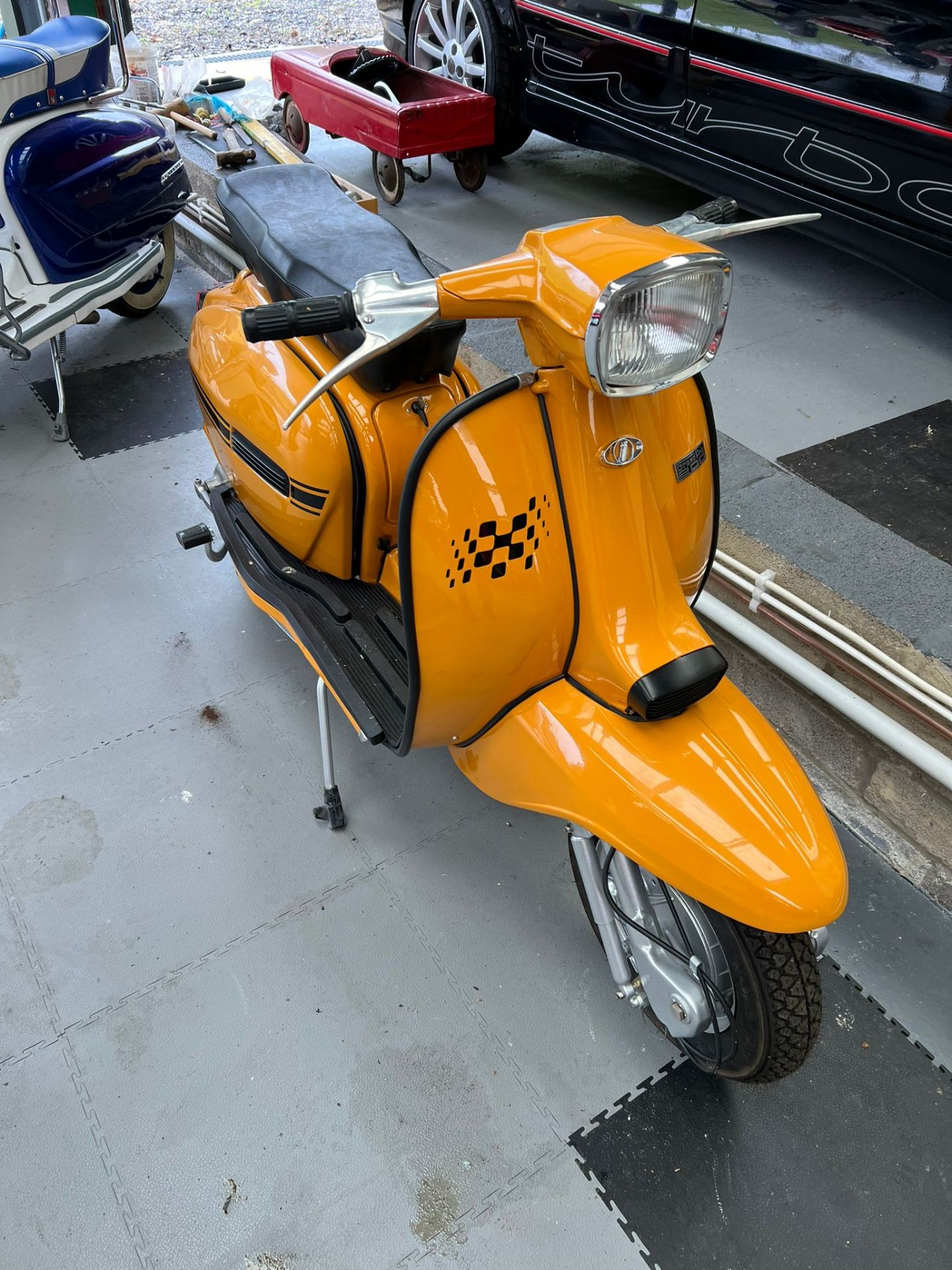 Lambretta Innocenti 200 Grand Prix - Image 2 of 14