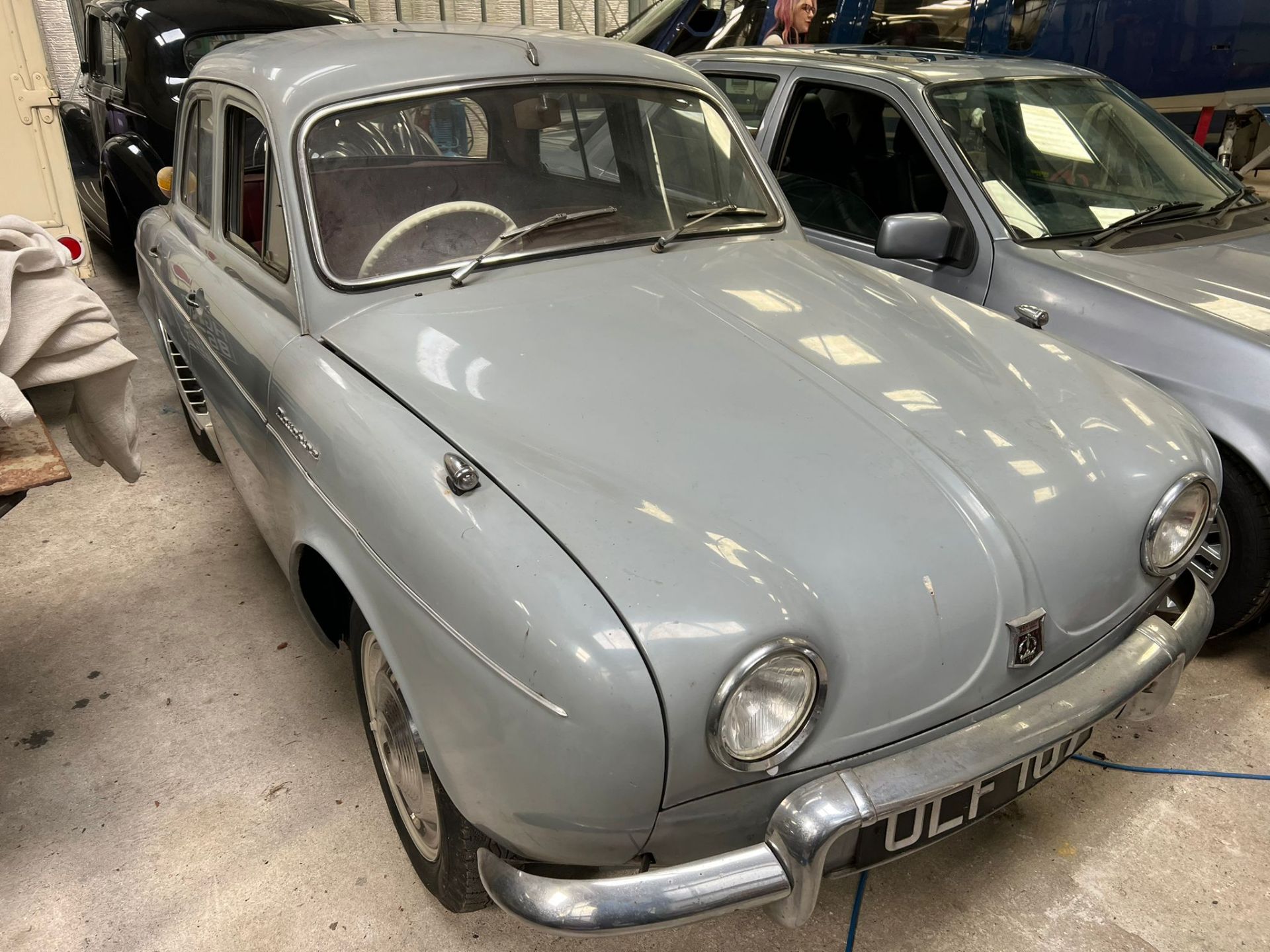 Renault Dauphine 1957