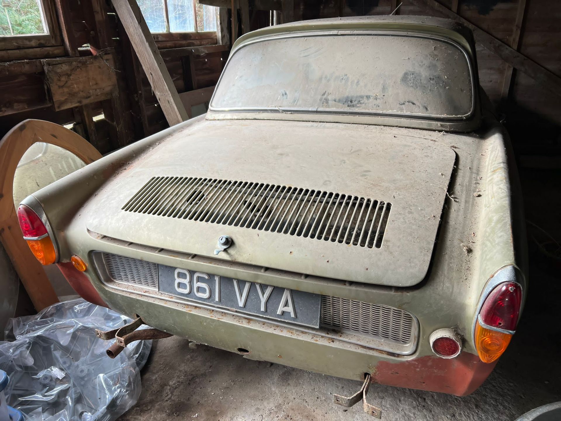 Renault Caravelle 1963 Barn Find - Image 13 of 14