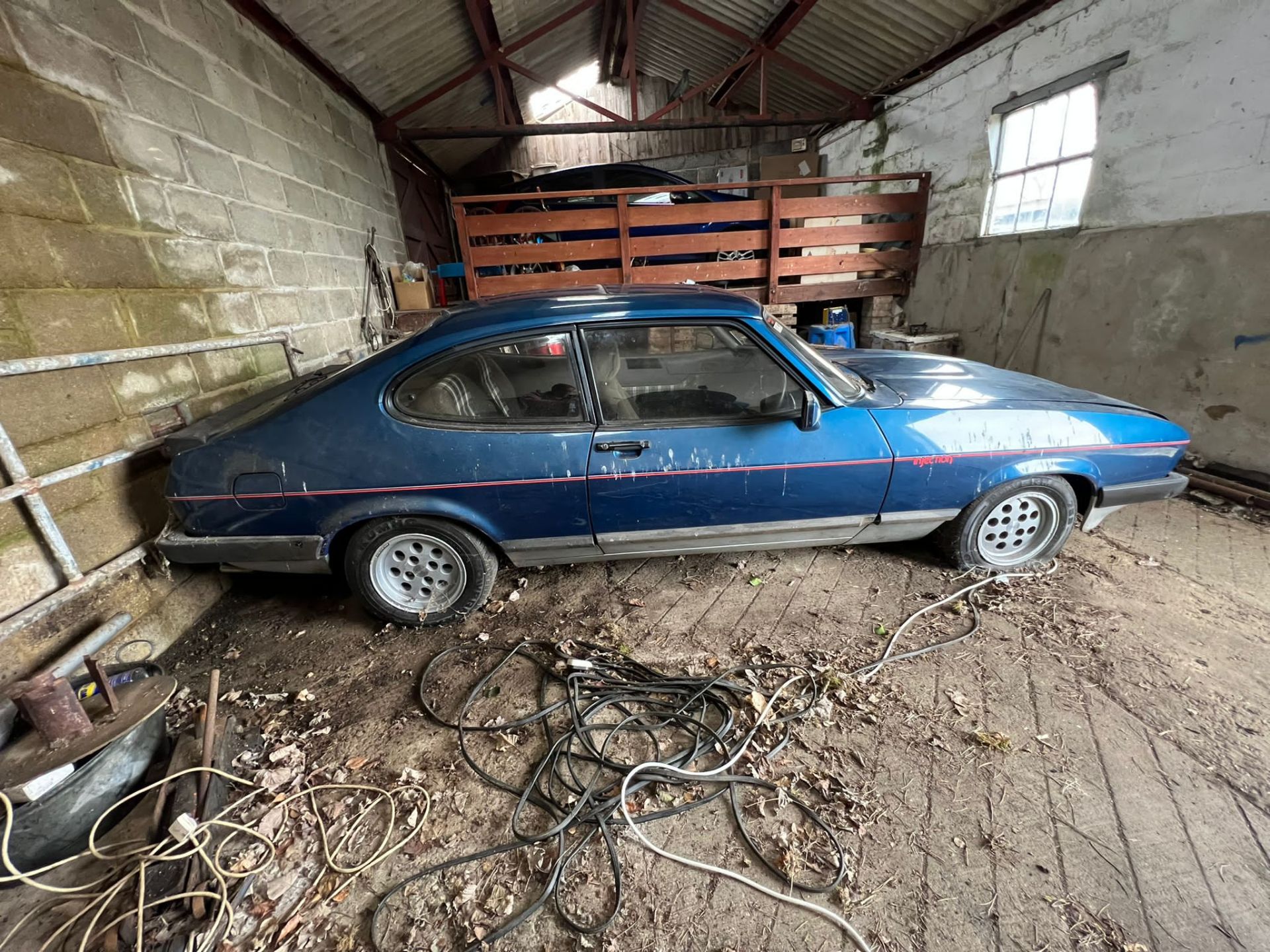 Ford Capri MkIII 2.8 Injection 1981 - Barn Find - Image 3 of 44