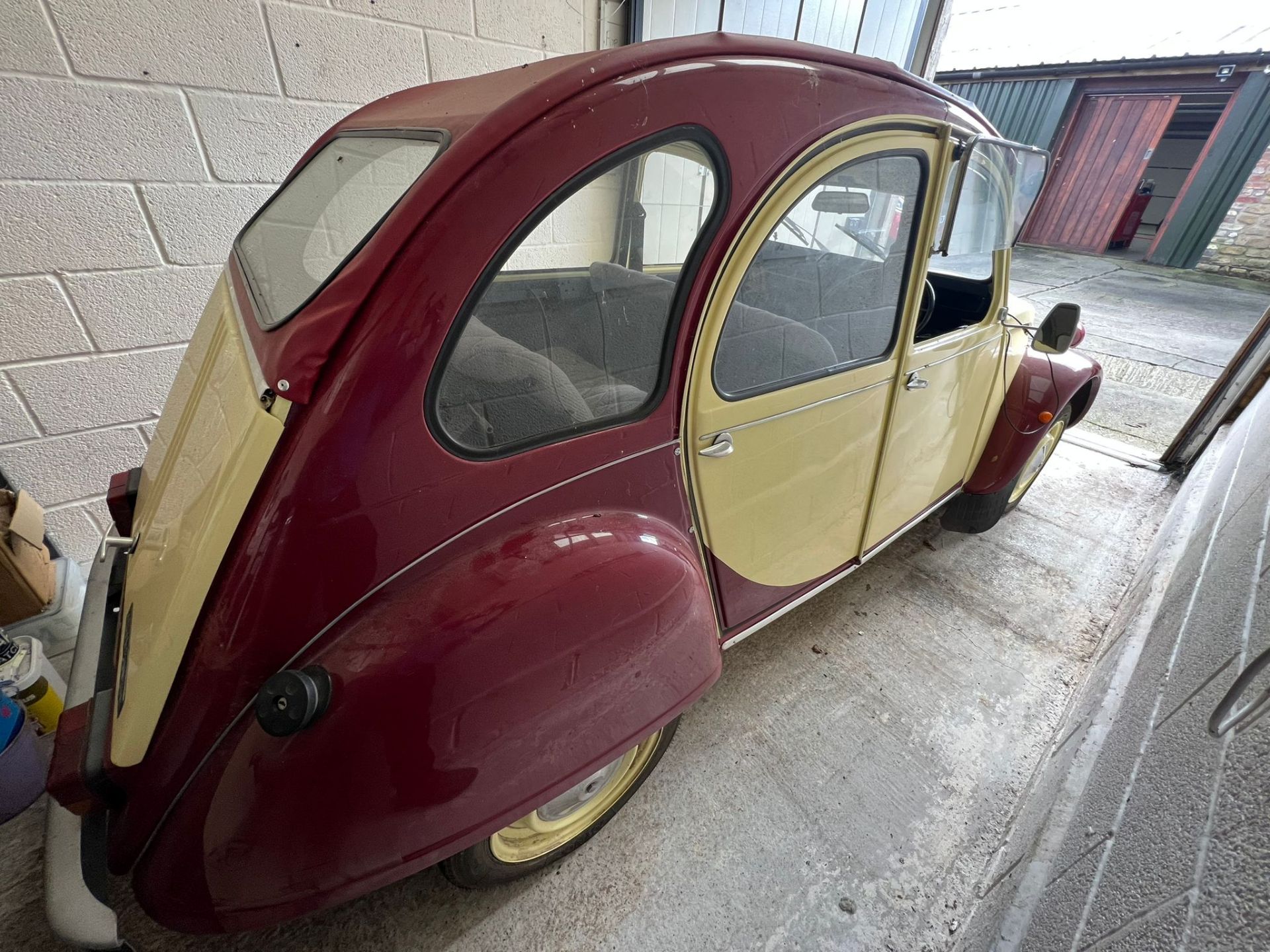 Citroen 2CV6 Special Dolly - Image 3 of 20