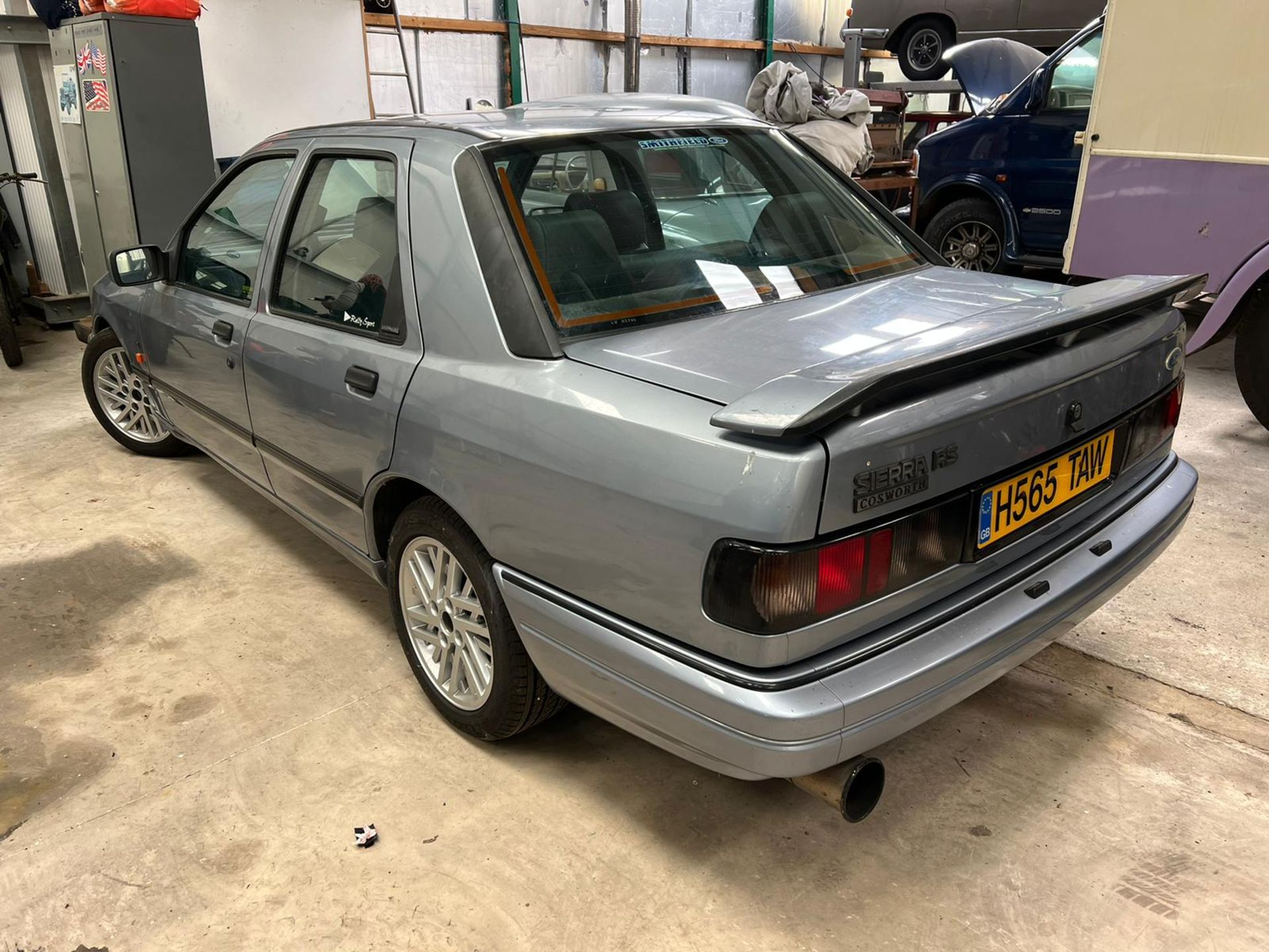 Ford Sierra Sapphire Cosworth 4x4 RS 1990 - Image 4 of 15