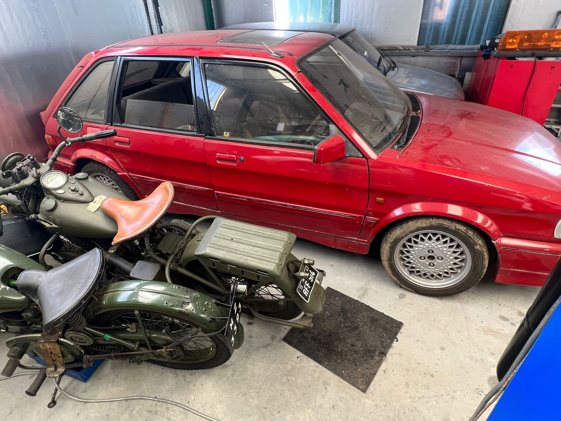 Rover MG Maestro Turbo 1989 and Donor Car - Image 2 of 30