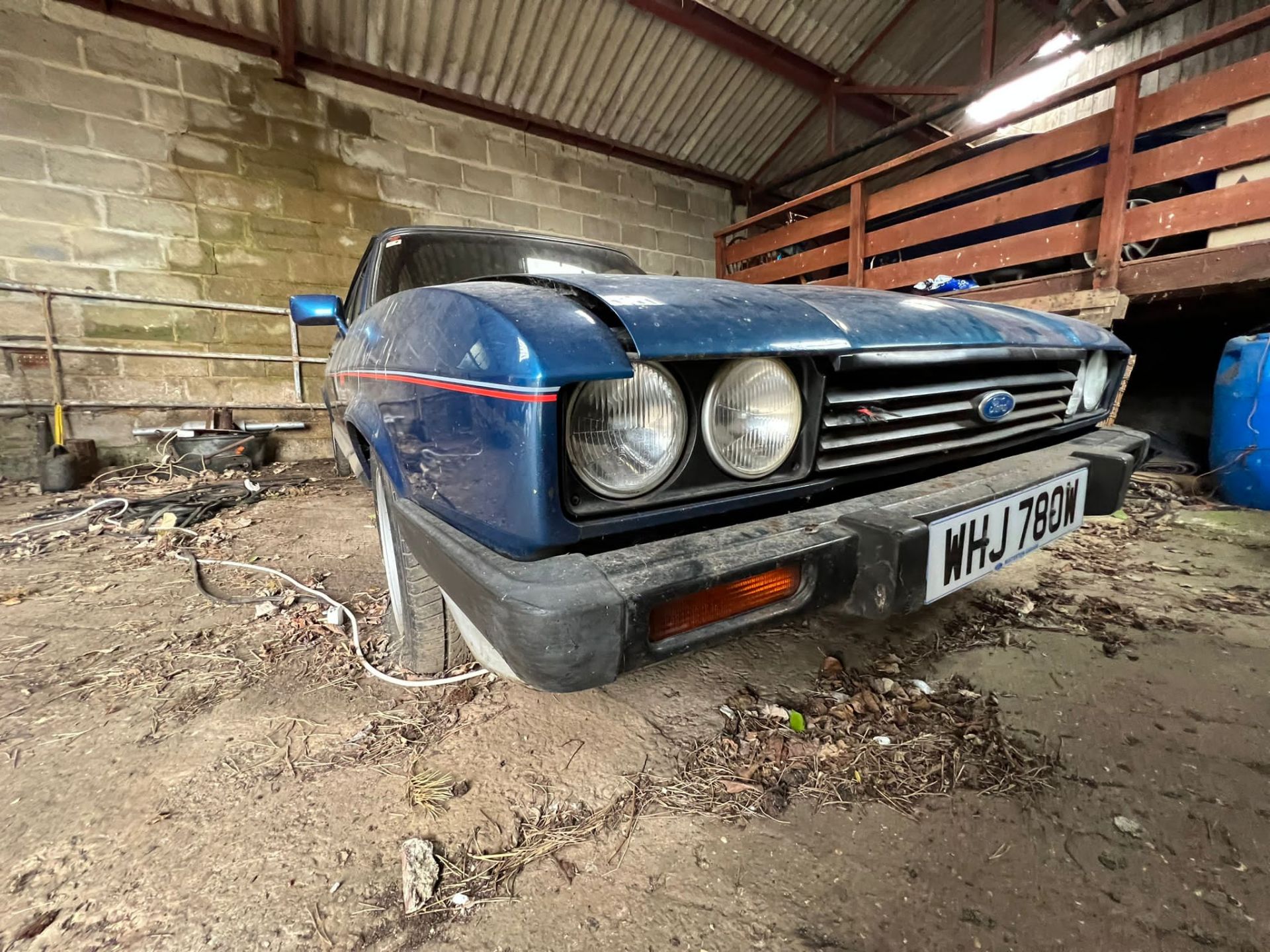 Ford Capri MkIII 2.8 Injection 1981 - Barn Find - Image 5 of 44