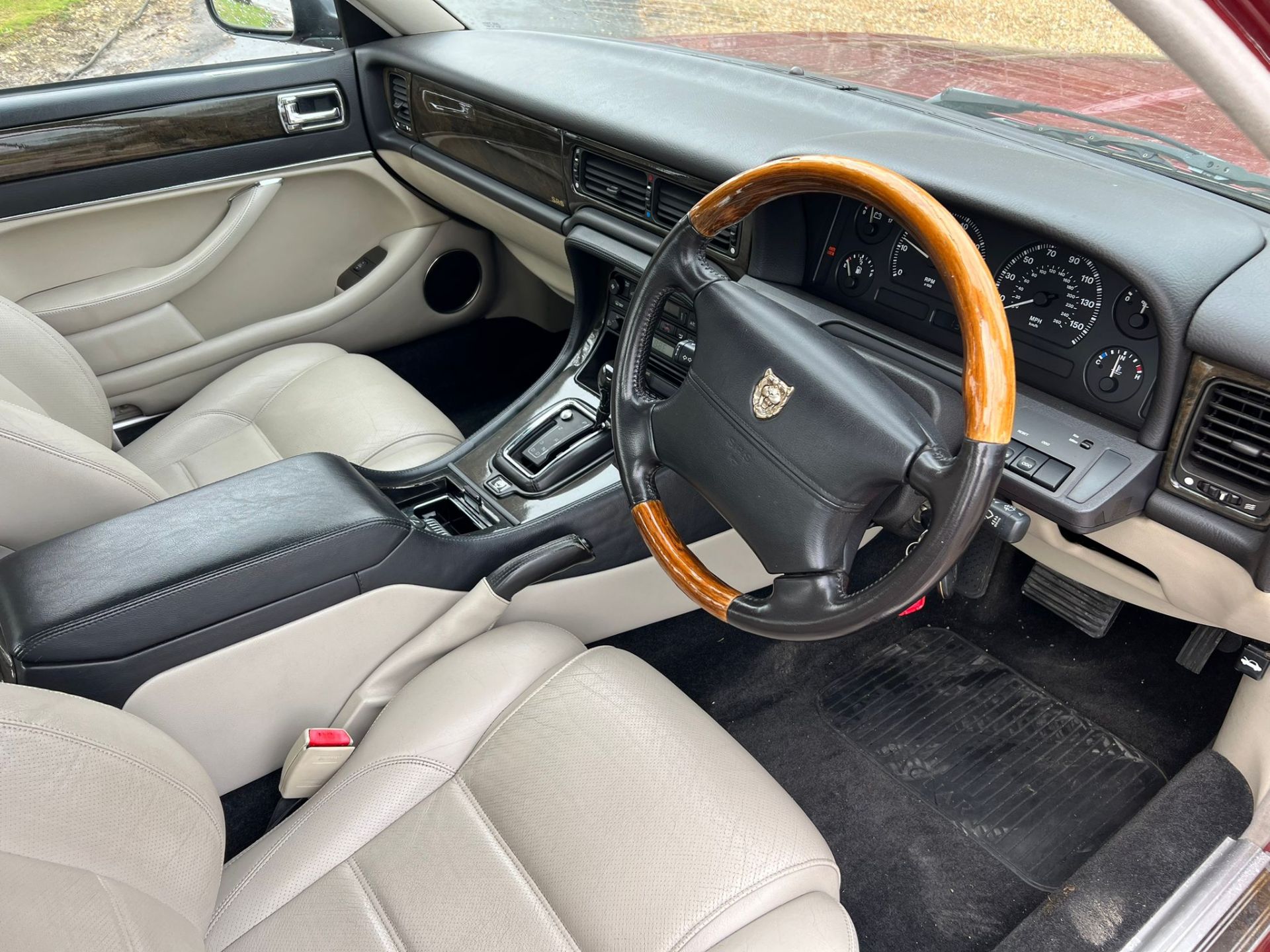 Jaguar XJ6 Sport 1995 - Image 6 of 25