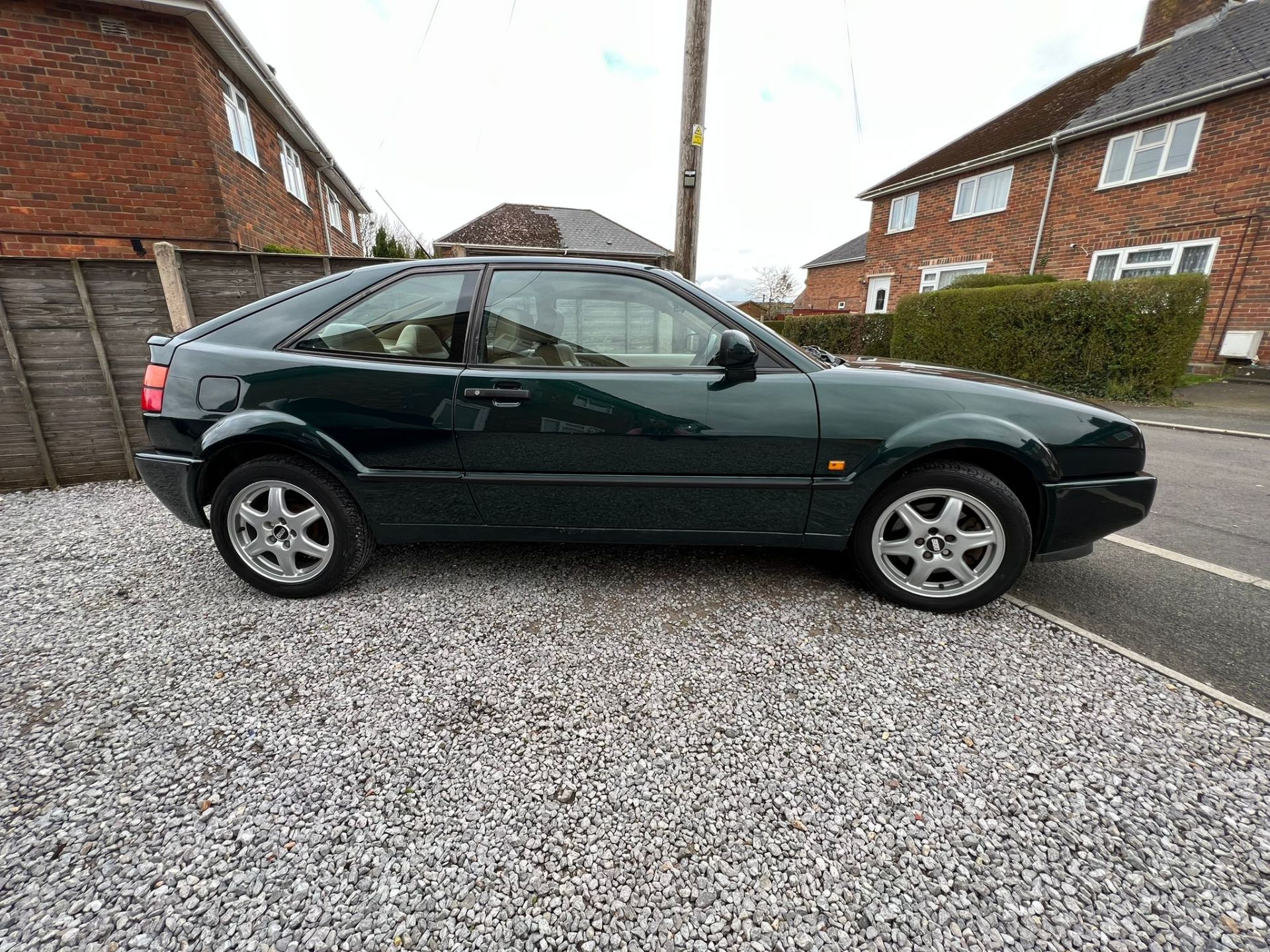 Volkswagen Corrado VR6 1995 - Image 2 of 17