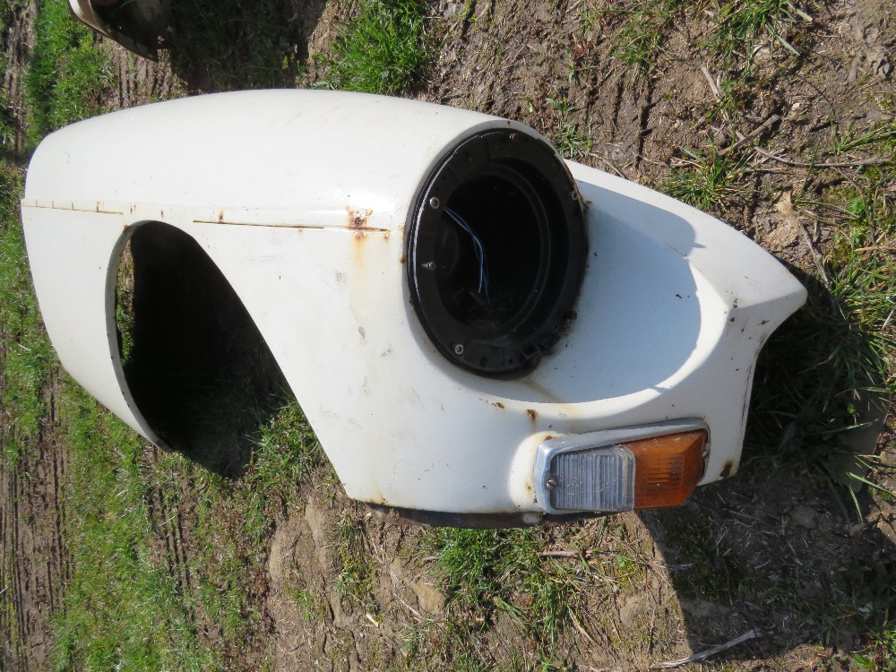 A pair of vintage car wings with headlight mounts and indicators, believed to be for an MG. - Image 2 of 4