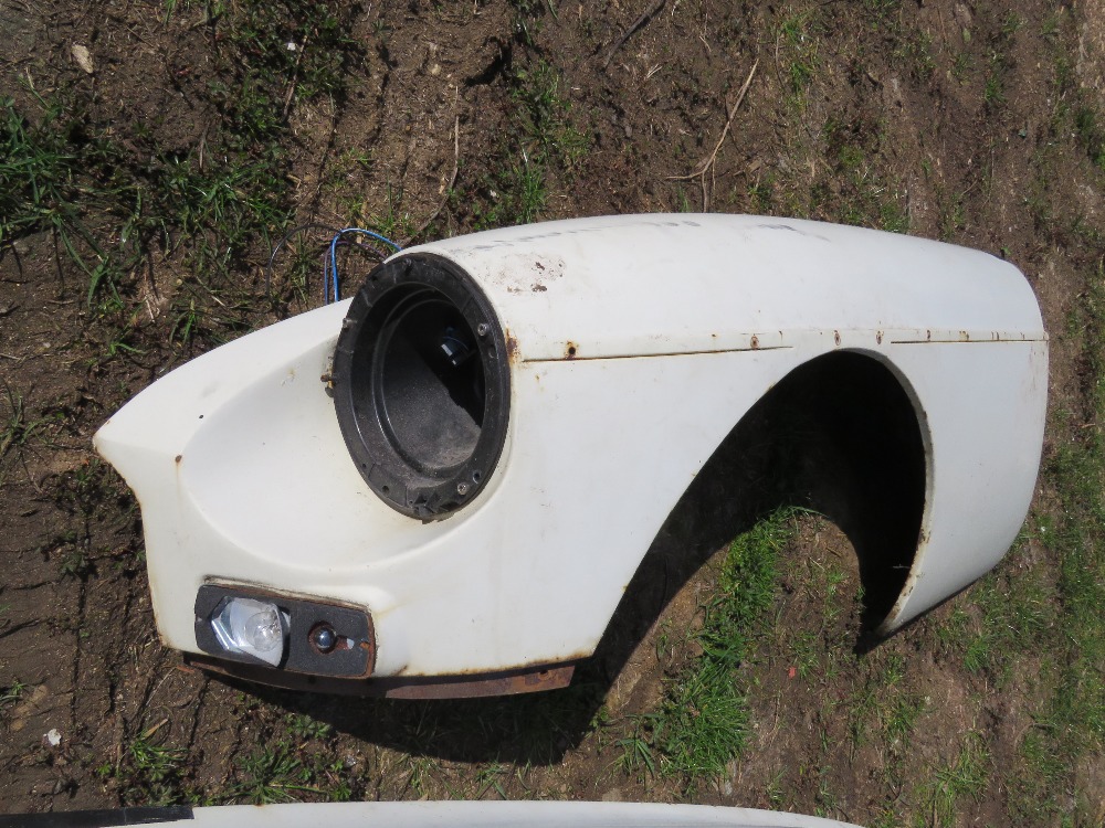 A pair of vintage car wings with headlight mounts and indicators, believed to be for an MG. - Image 3 of 4