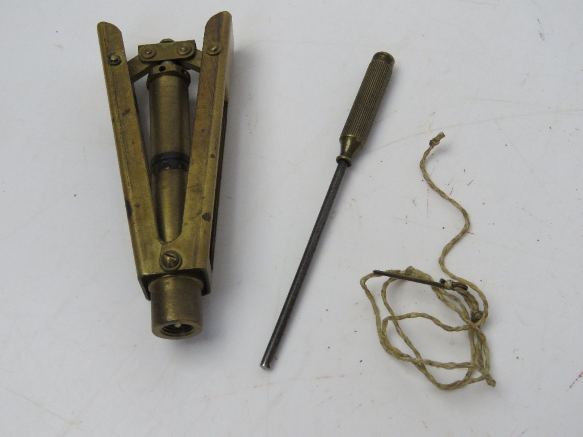 A WWII SOE Booby trap devise. With brass handle marked HMM Ltd, a very unique and interesting piece. - Image 2 of 2