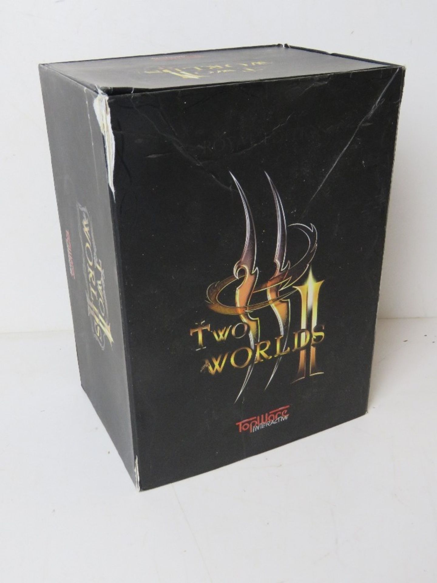 A Two Worlds II Topware Interactive game with artbook at figurine in 'Royal Edition' box. Box a/f. - Image 4 of 4