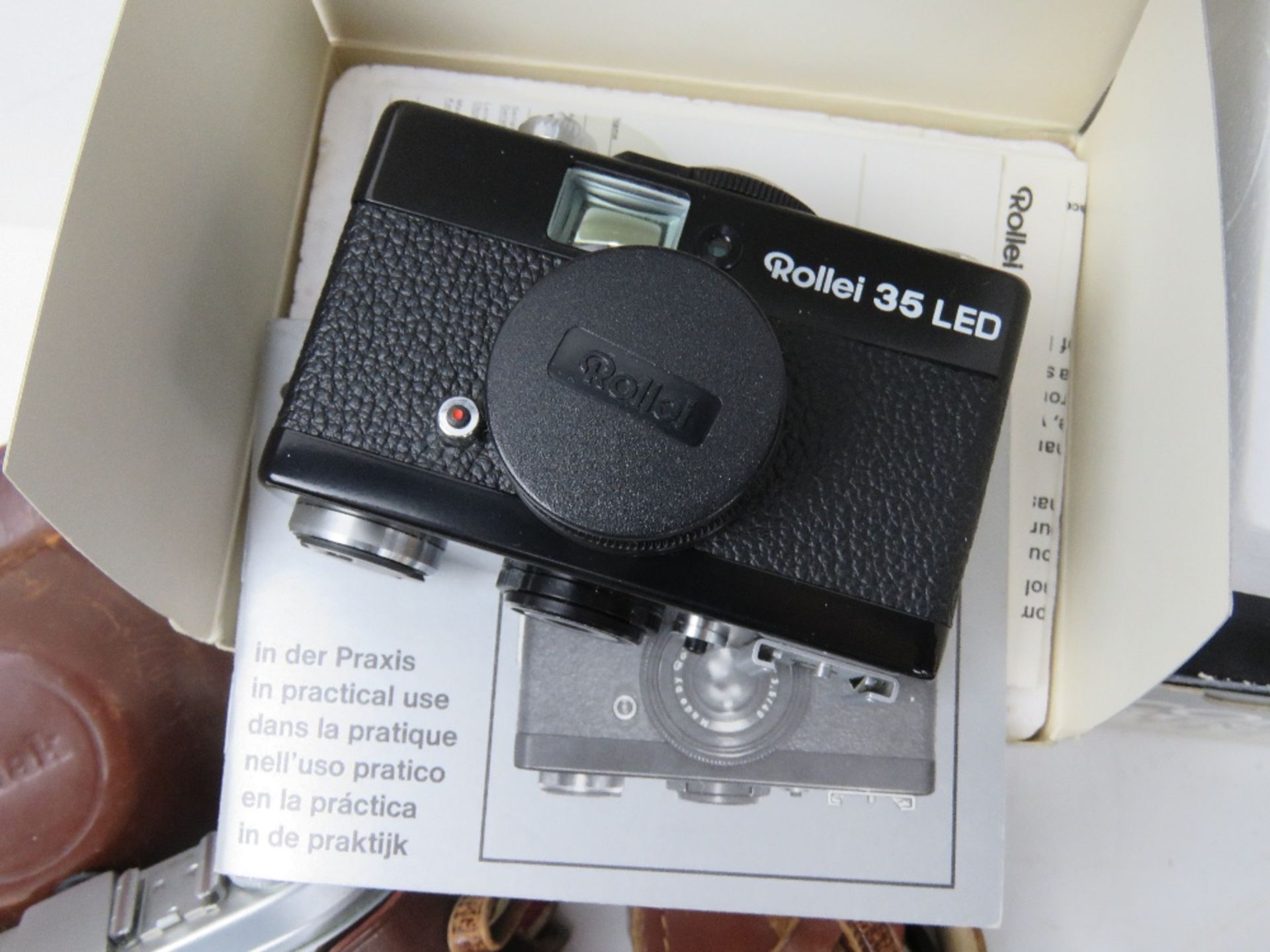 A quantity of cameras and equipment inc Ricoh XR lens in original box, Ricoh KR-10 in original box, - Image 3 of 5