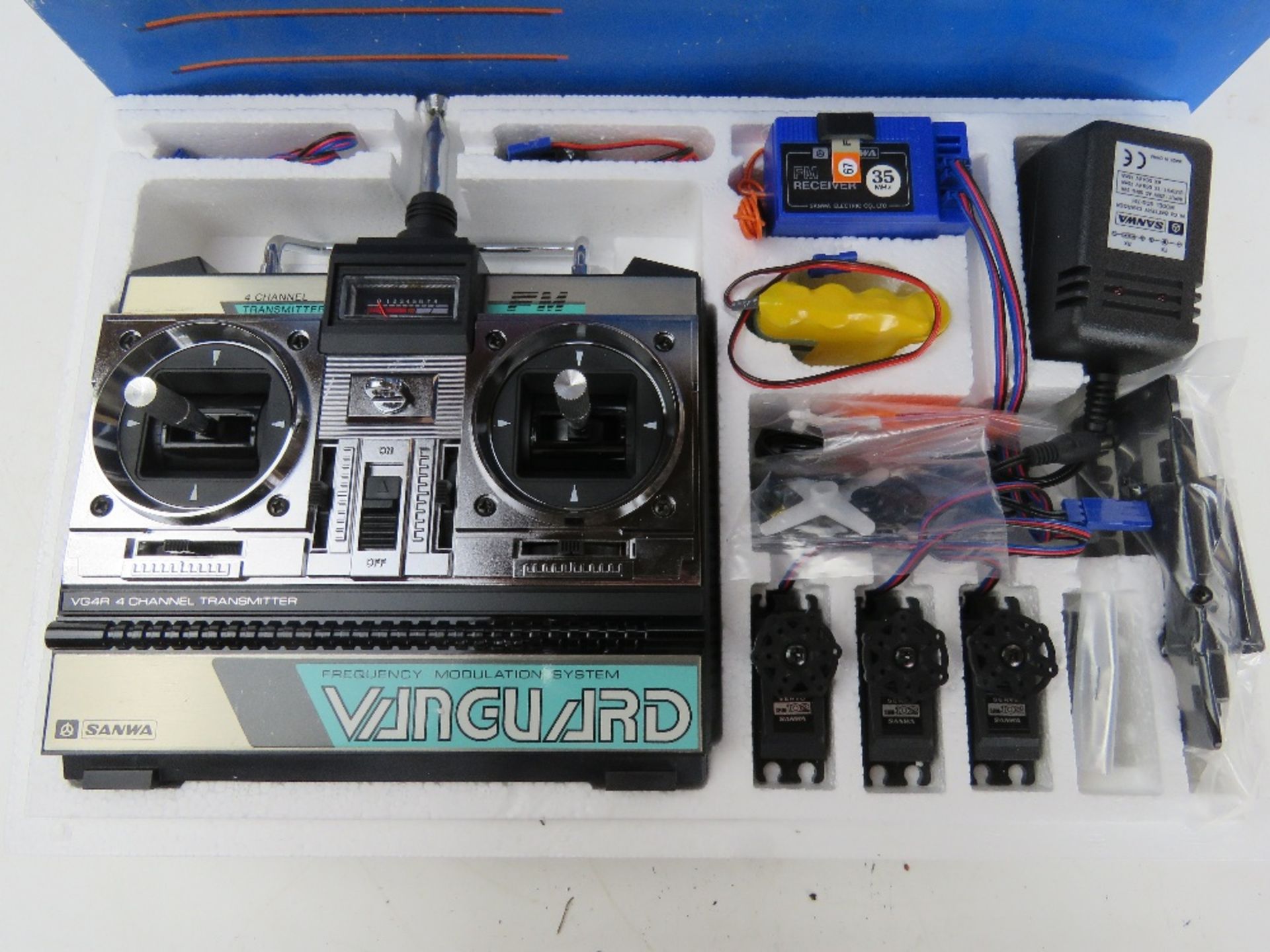 A Vanguard digital proportional radio control system. In original box. - Image 2 of 2