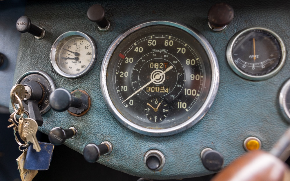 1951 Allard P-Series Saloon Registration: EFV 778 Chassis No: P2056 Registered 11th May 1951 is - Image 12 of 19