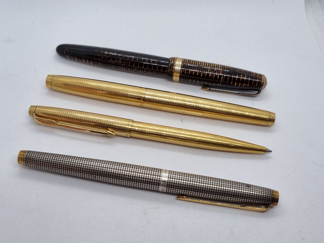 Vintage Fountain Pens, Propelling Pencils and Writing Ephemera - Online Only Timed Auction - No handling fee on postage for this sale!