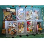 A quantity of assorted dolls house decor including musical instruments, hats,