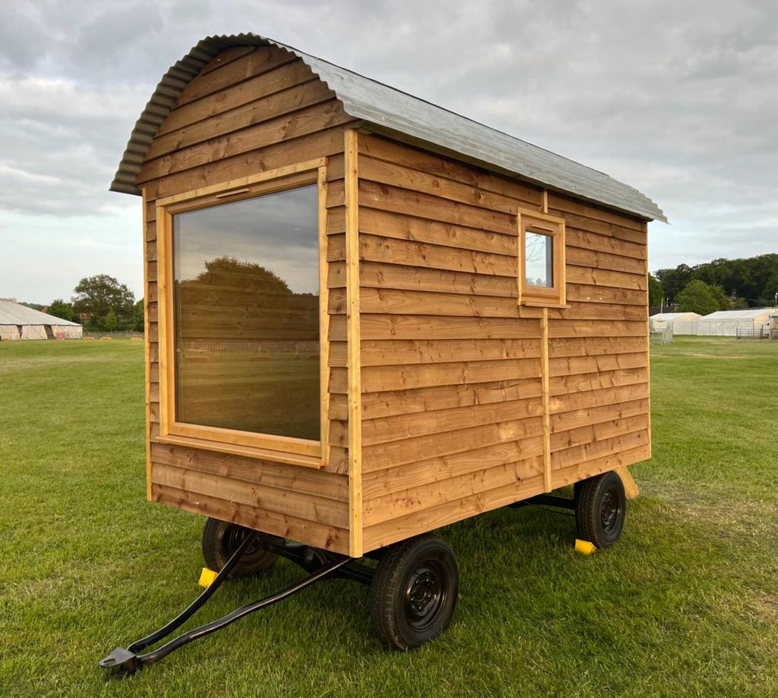 Shepherd's Huts for Glamping, Air BnB, Home Office, Garden Room - Online Only Timed Auction