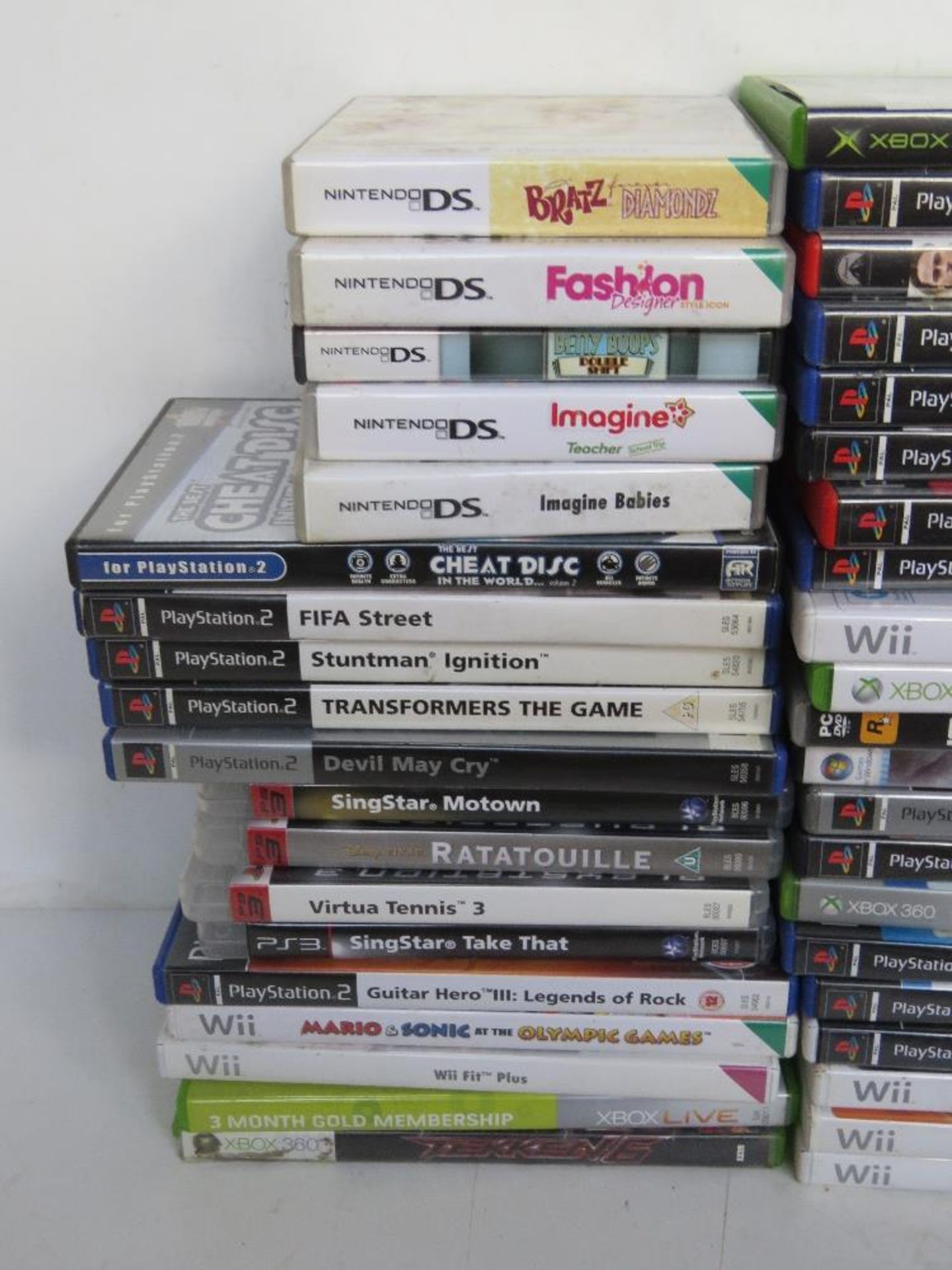 A PS2 with controller and assorted video games including some Nintendo DS, Wii and Xbox. - Image 4 of 4