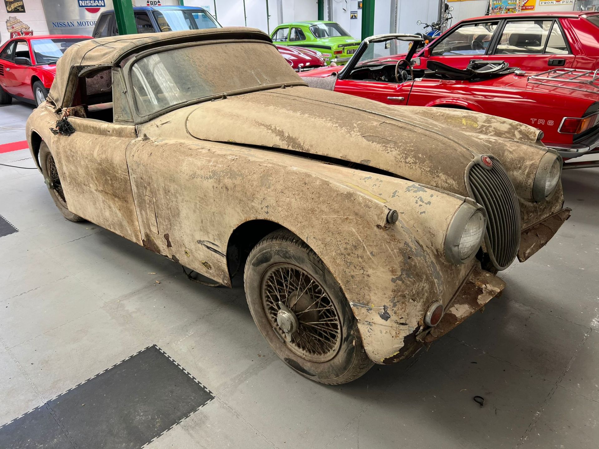 Jaguar XK150 3.4 Drop Head Coupe 1958 Barn Find. Matching numbers. - Image 3 of 14