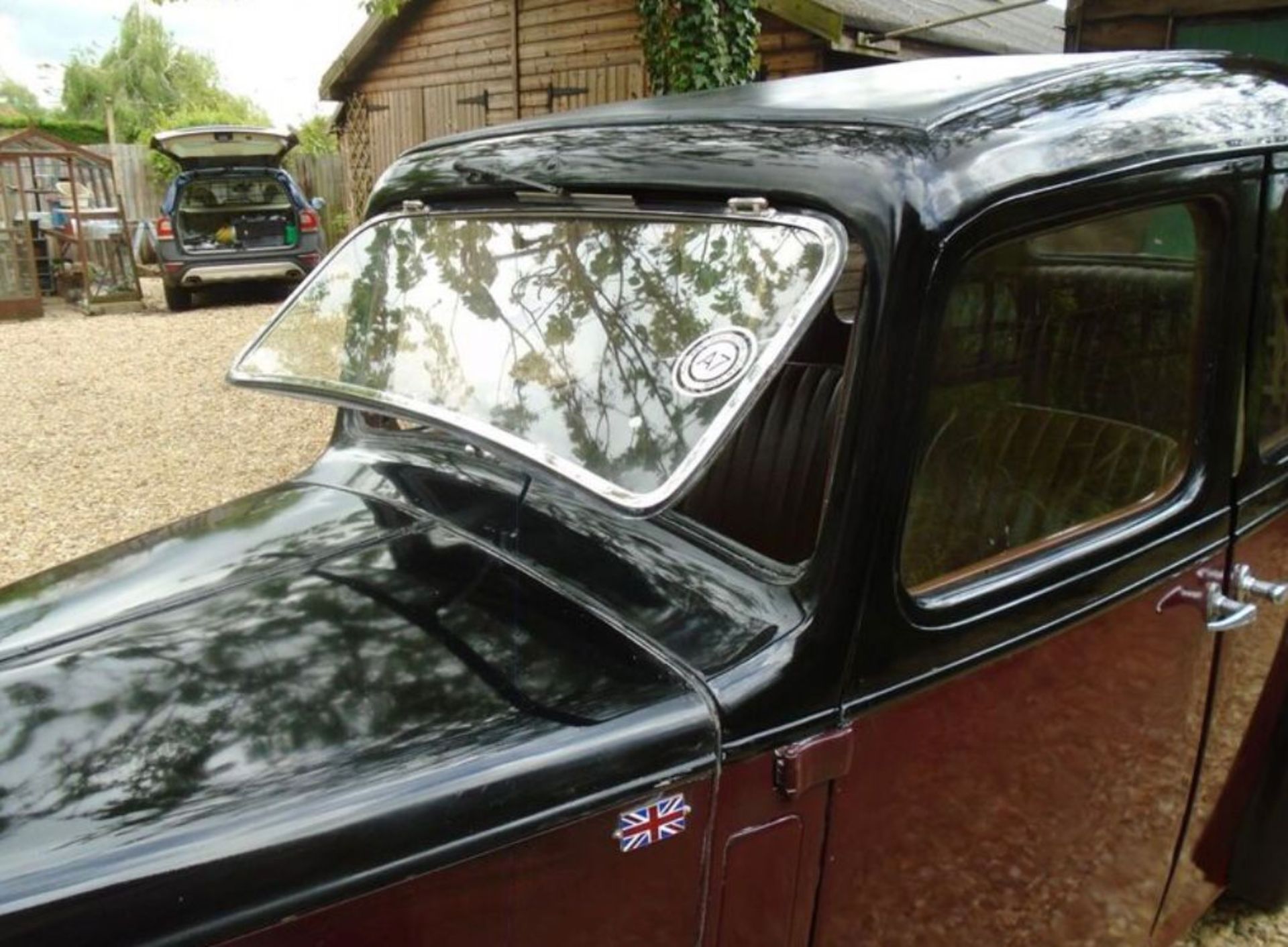 1937 Austin Big 7 Saloon. - Image 10 of 18