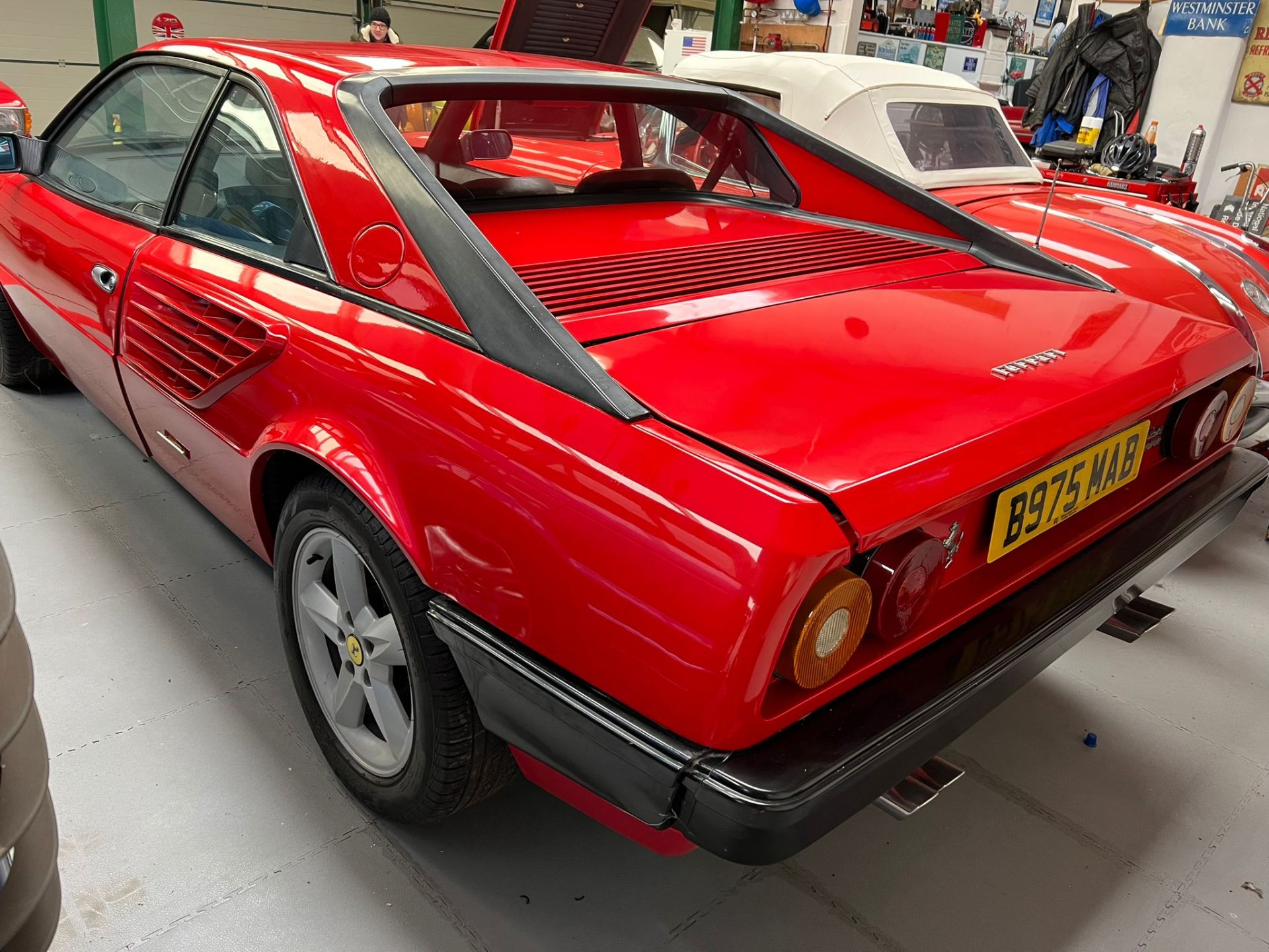 Ferrari Mondial Quattrovalvole Coupe 1984 - Image 4 of 22