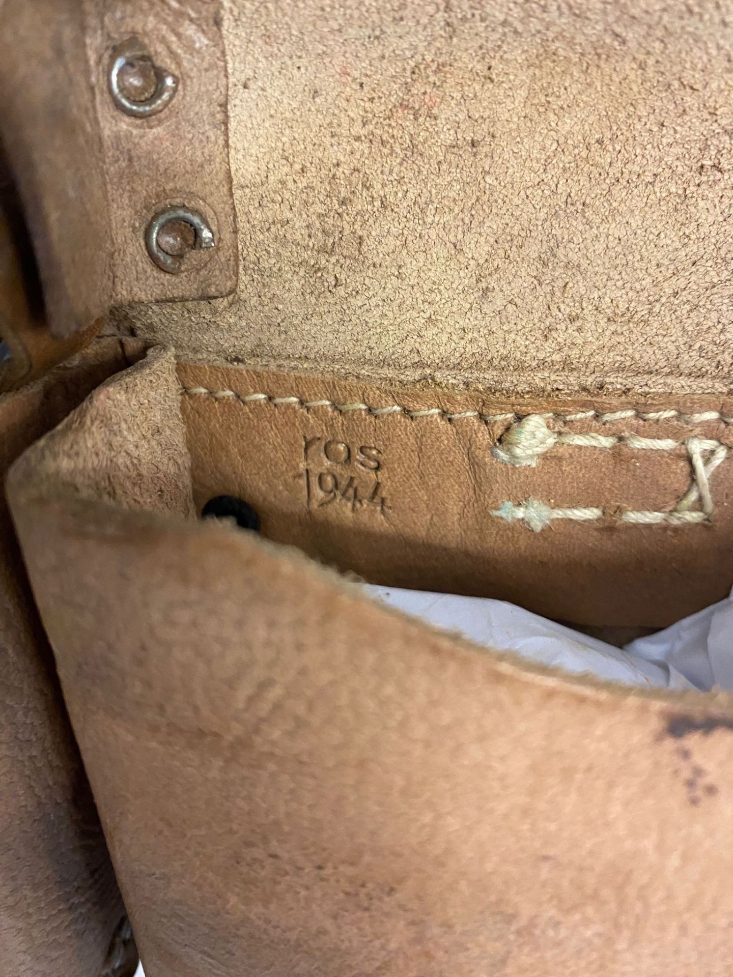 A WWII German G43/K43 ammo pouch having 'ros' maker mark and dated 1944. This lot will be - Image 2 of 3